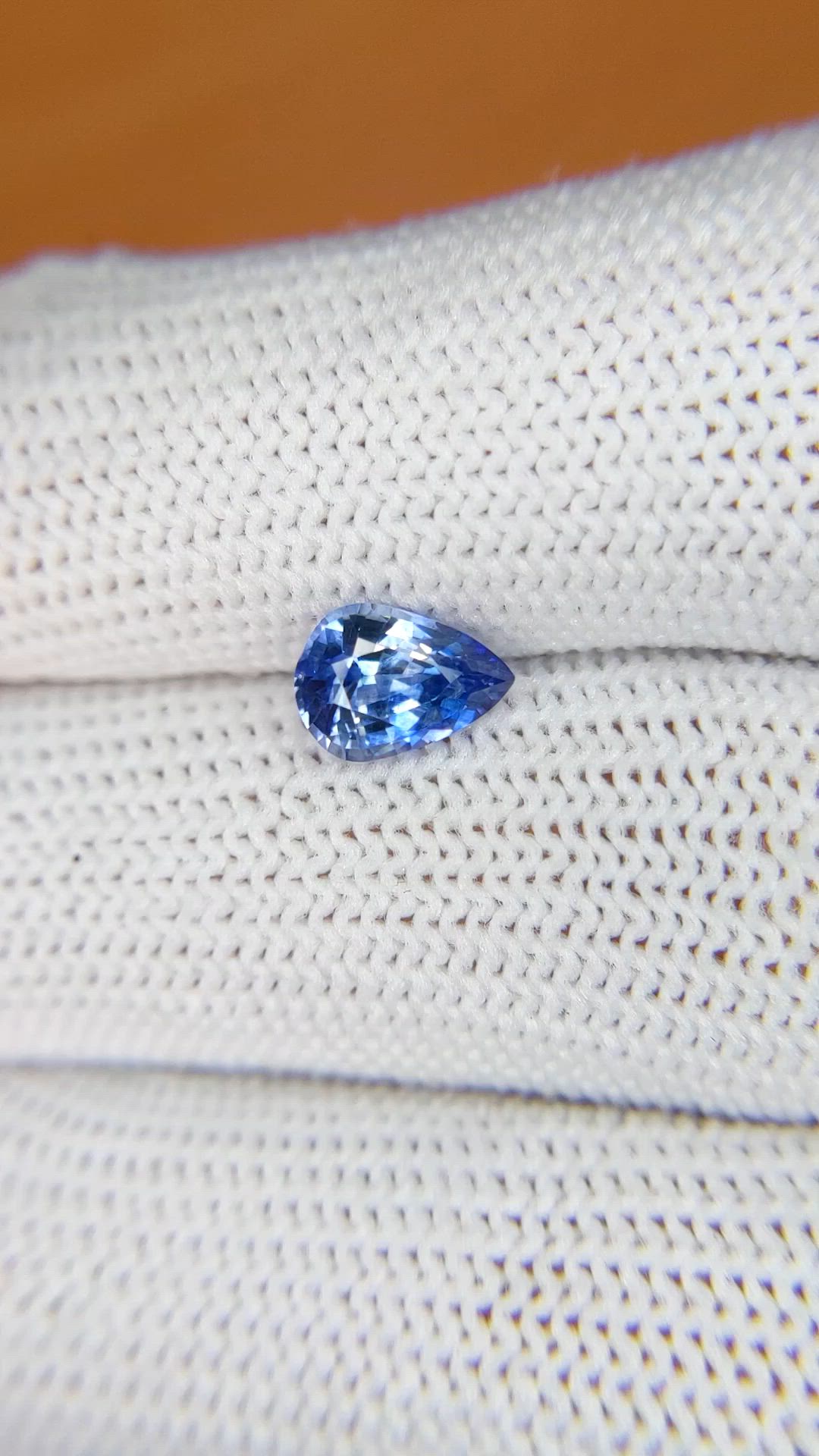 1.32 Ct. Blue Sapphire from Ceylon (Sri Lanka) Size Video