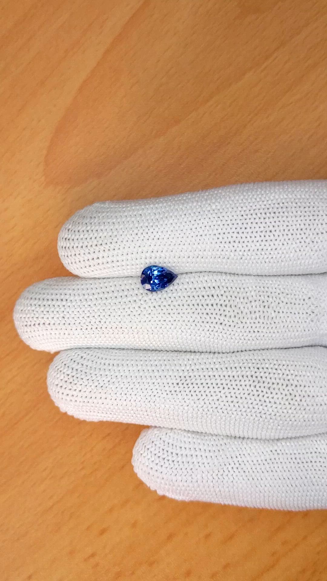 1.35 Ct. Blue Sapphire from Ceylon (Sri Lanka) Size Video
