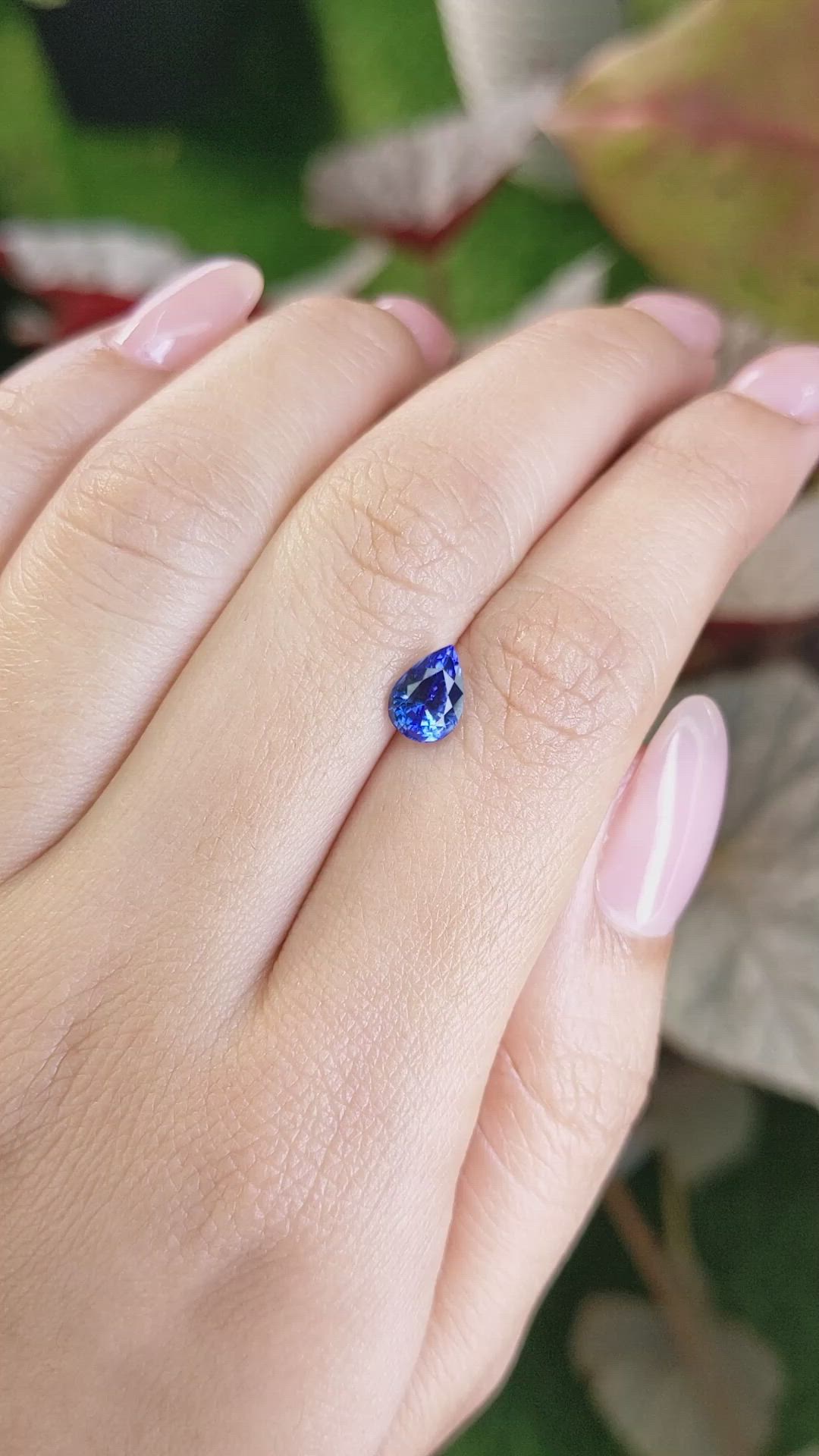 1.35 Ct. Blue Sapphire from Ceylon (Sri Lanka) Size Video