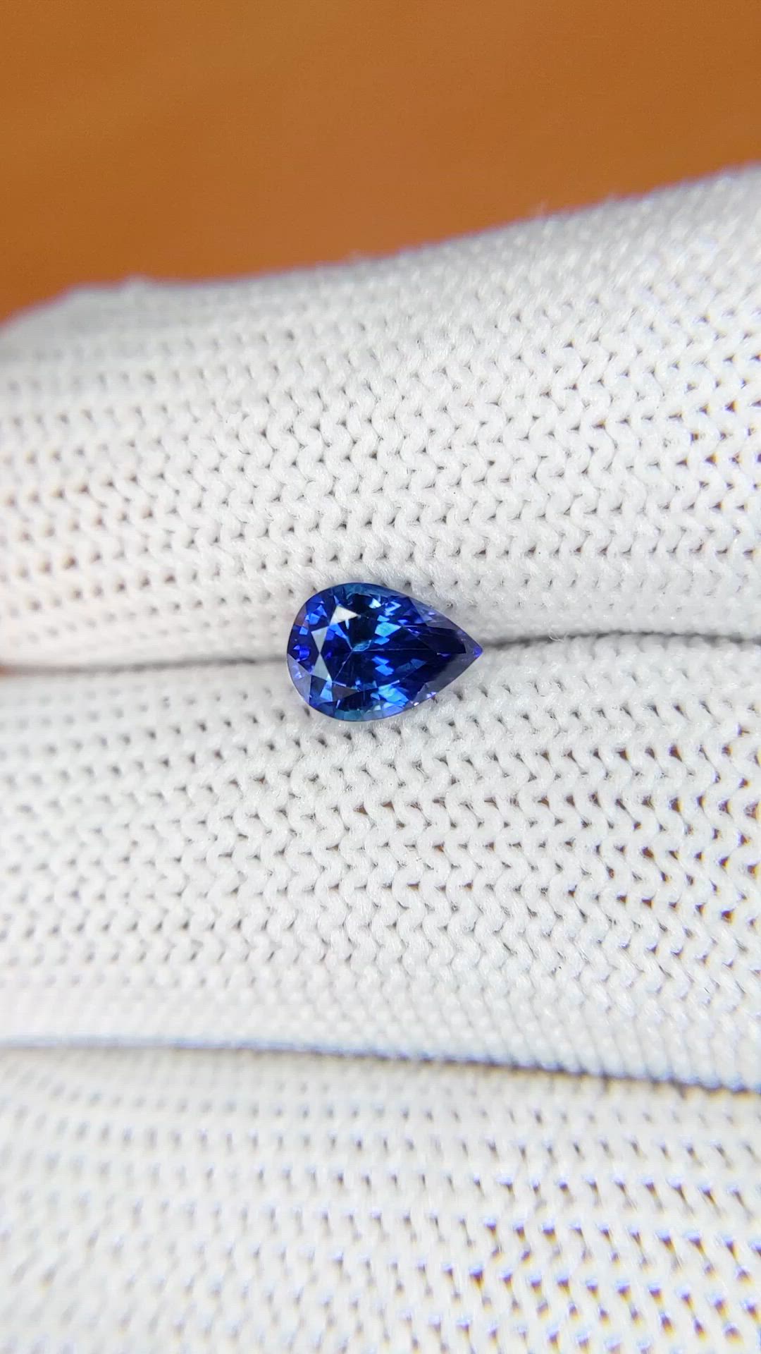 1.35 Ct. Blue Sapphire from Ceylon (Sri Lanka) Size Video