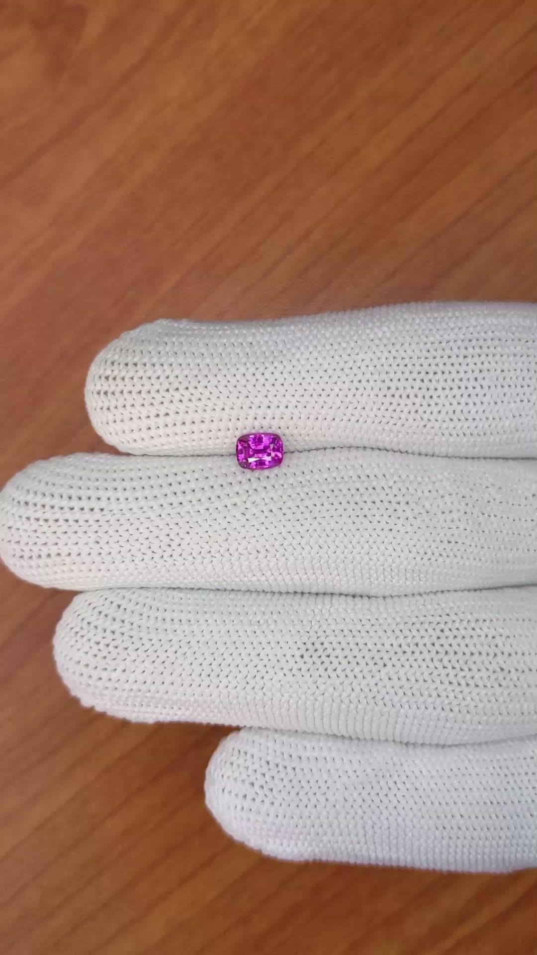 0.59 Ct. Pinkish Purple Sapphire from Ceylon (Sri Lanka) Size Video