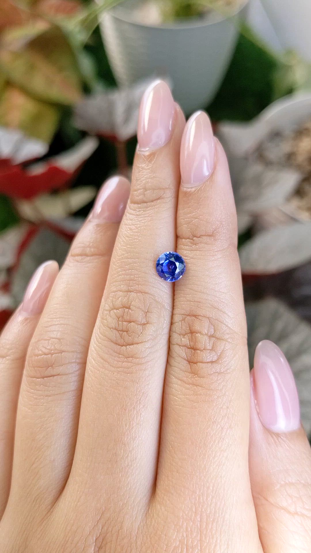 1.21 Ct. Blue Sapphire from Ceylon (Sri Lanka) Size Video