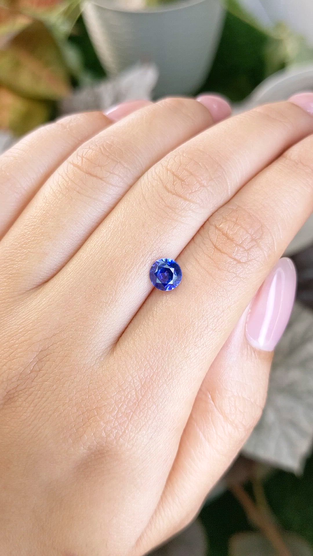 1.21 Ct. Blue Sapphire from Ceylon (Sri Lanka) Size Video