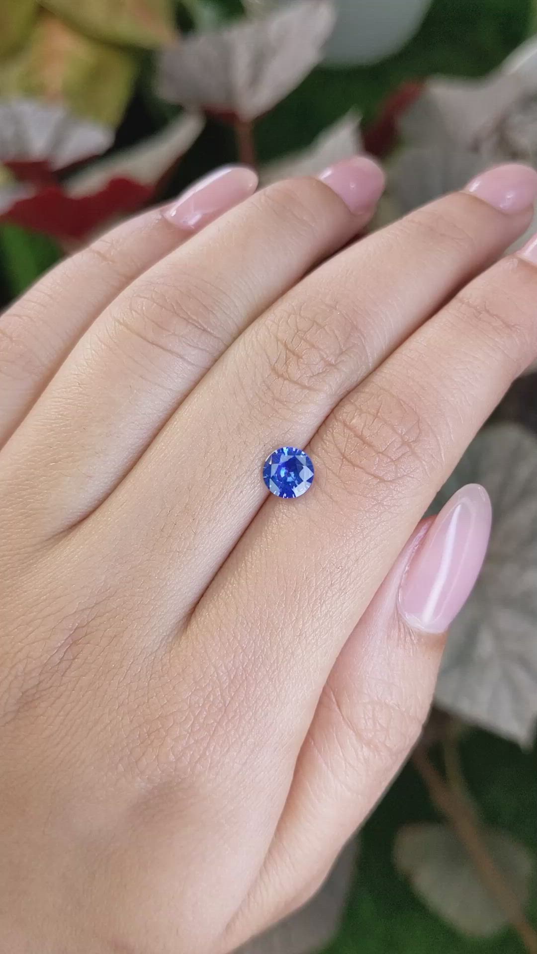 1.03 Ct. Blue Sapphire from Ceylon (Sri Lanka) Size Video
