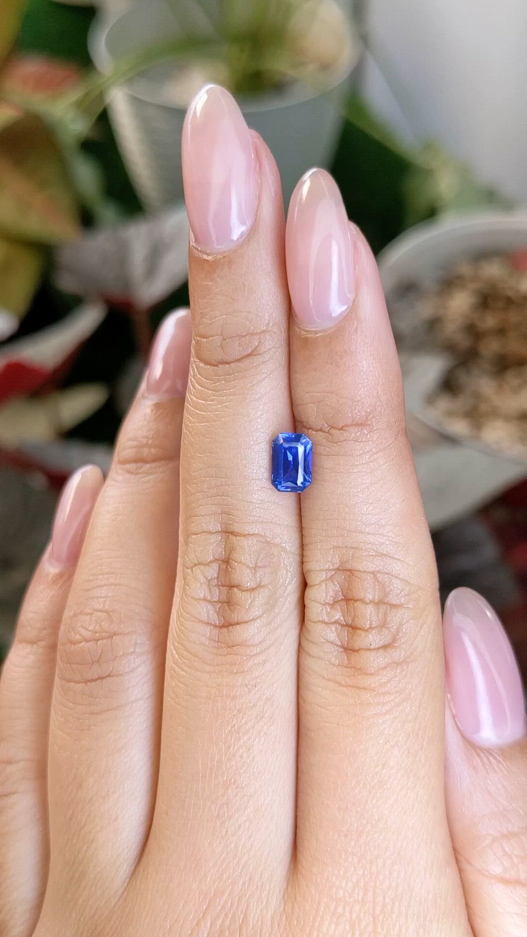 1.17 Ct. Blue Sapphire from Ceylon (Sri Lanka) Size Video