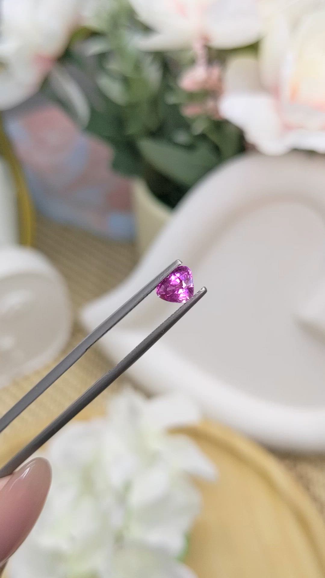 1.01 Ct. Purplish Pink Sapphire from Ceylon (Sri Lanka) Size Video