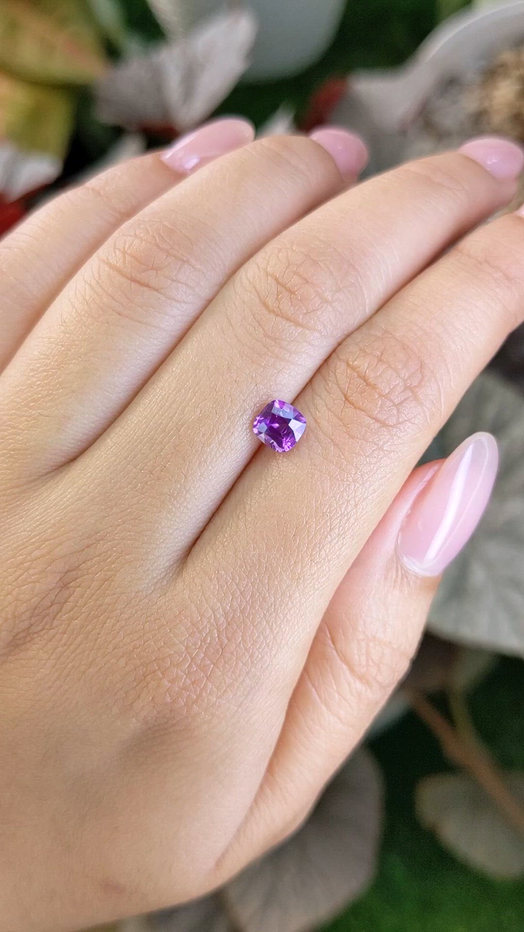 1.02 Ct. Pinkish Purple Sapphire from Ceylon (Sri Lanka) Size Video