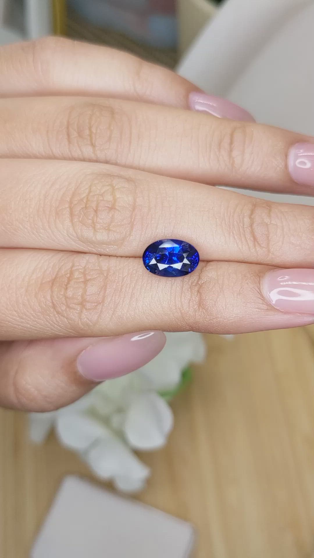 3.05 Ct. Blue Sapphire from Ceylon (Sri Lanka) Size Video