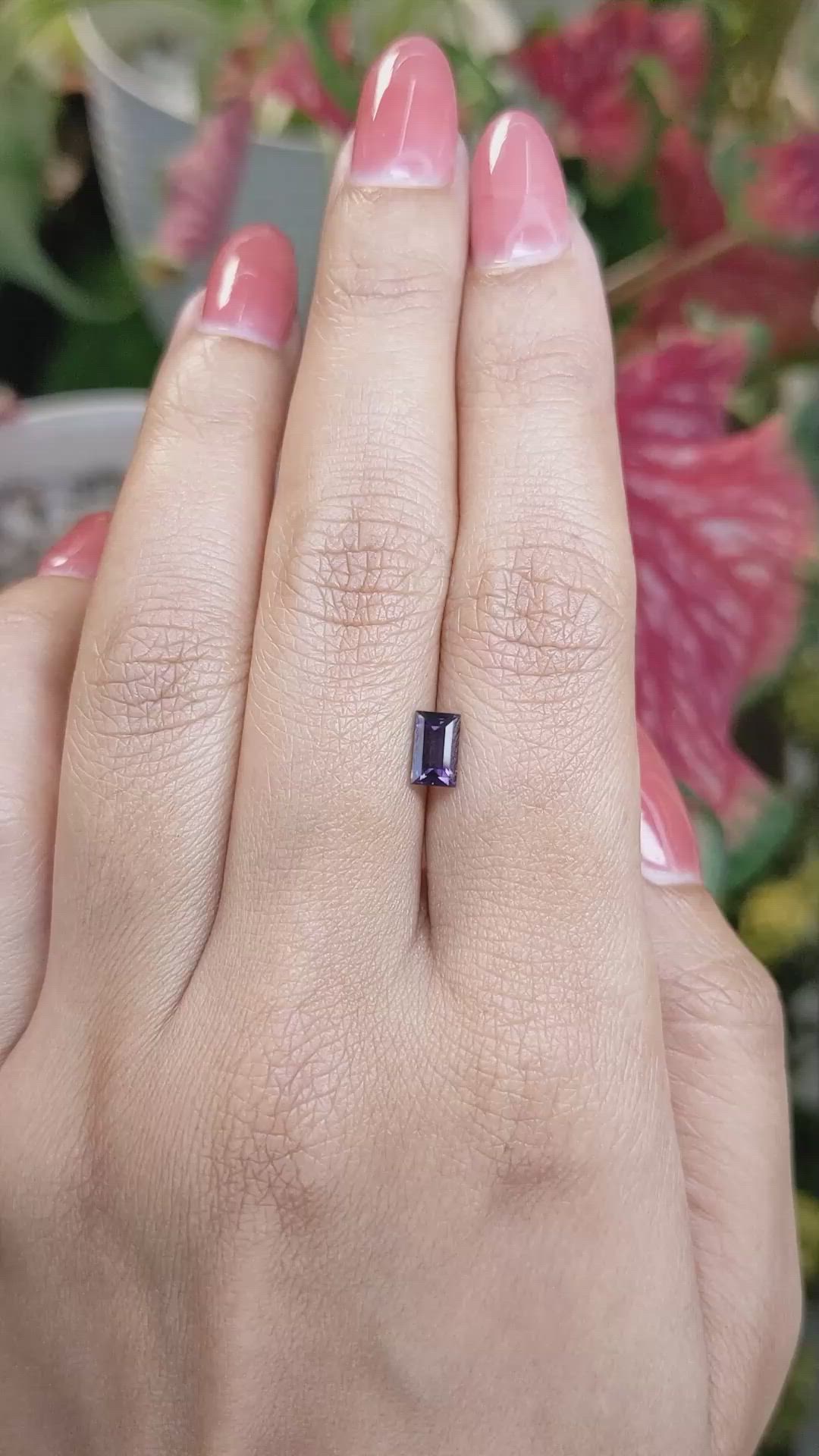 0.81 Ct. Pinkish Purple Sapphire from Ceylon (Sri Lanka) Size Video