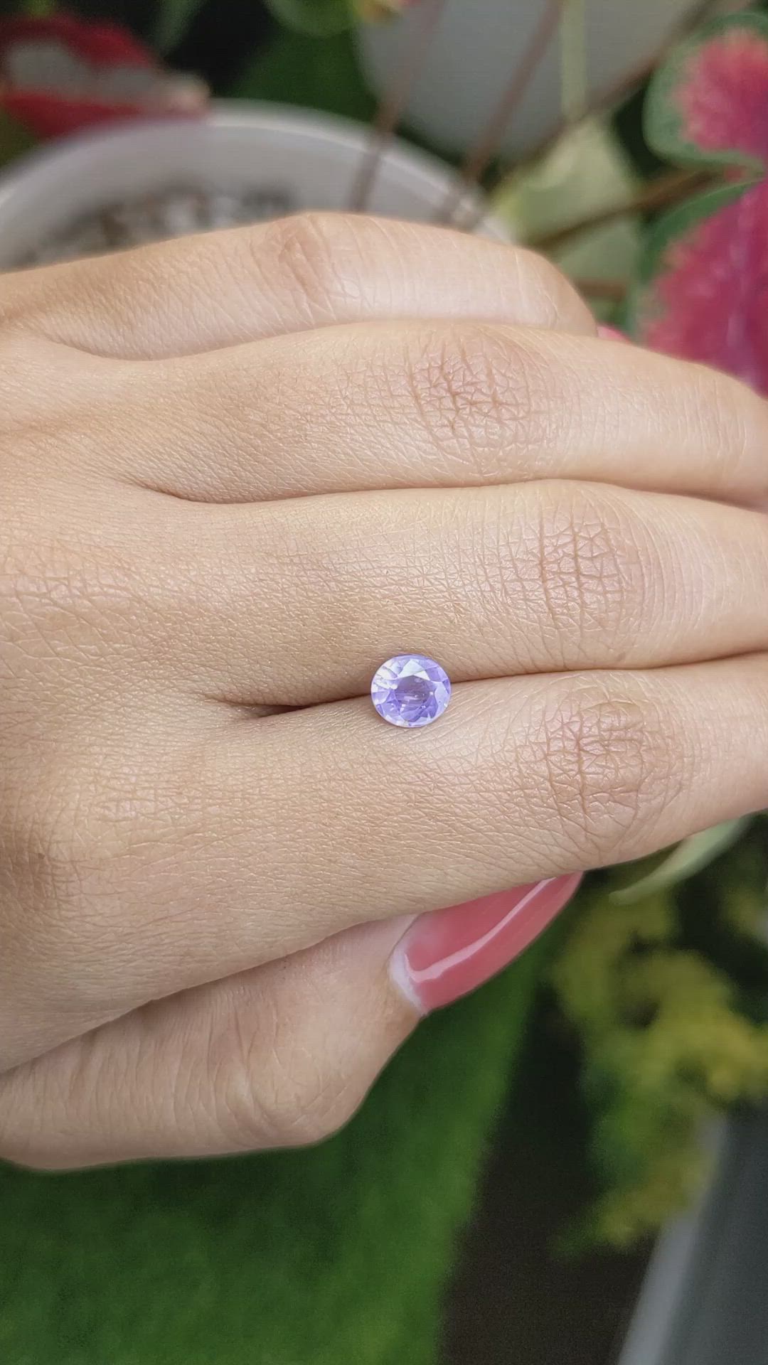 1.01 Ct. Violet Sapphire from Ceylon (Sri Lanka) Size Video