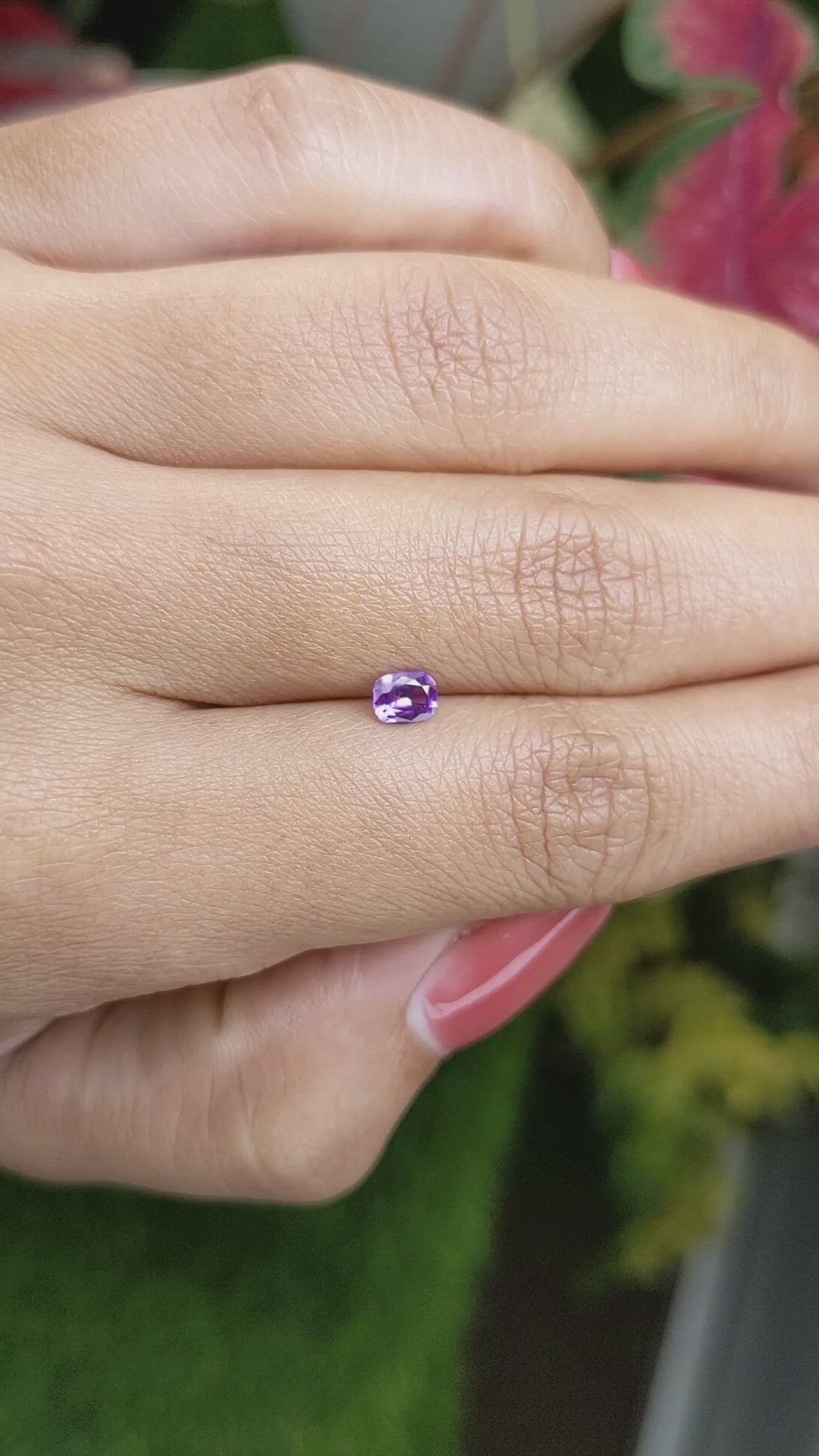 0.38 Ct. Pinkish Purple Sapphire from Ceylon (Sri Lanka) Size Video