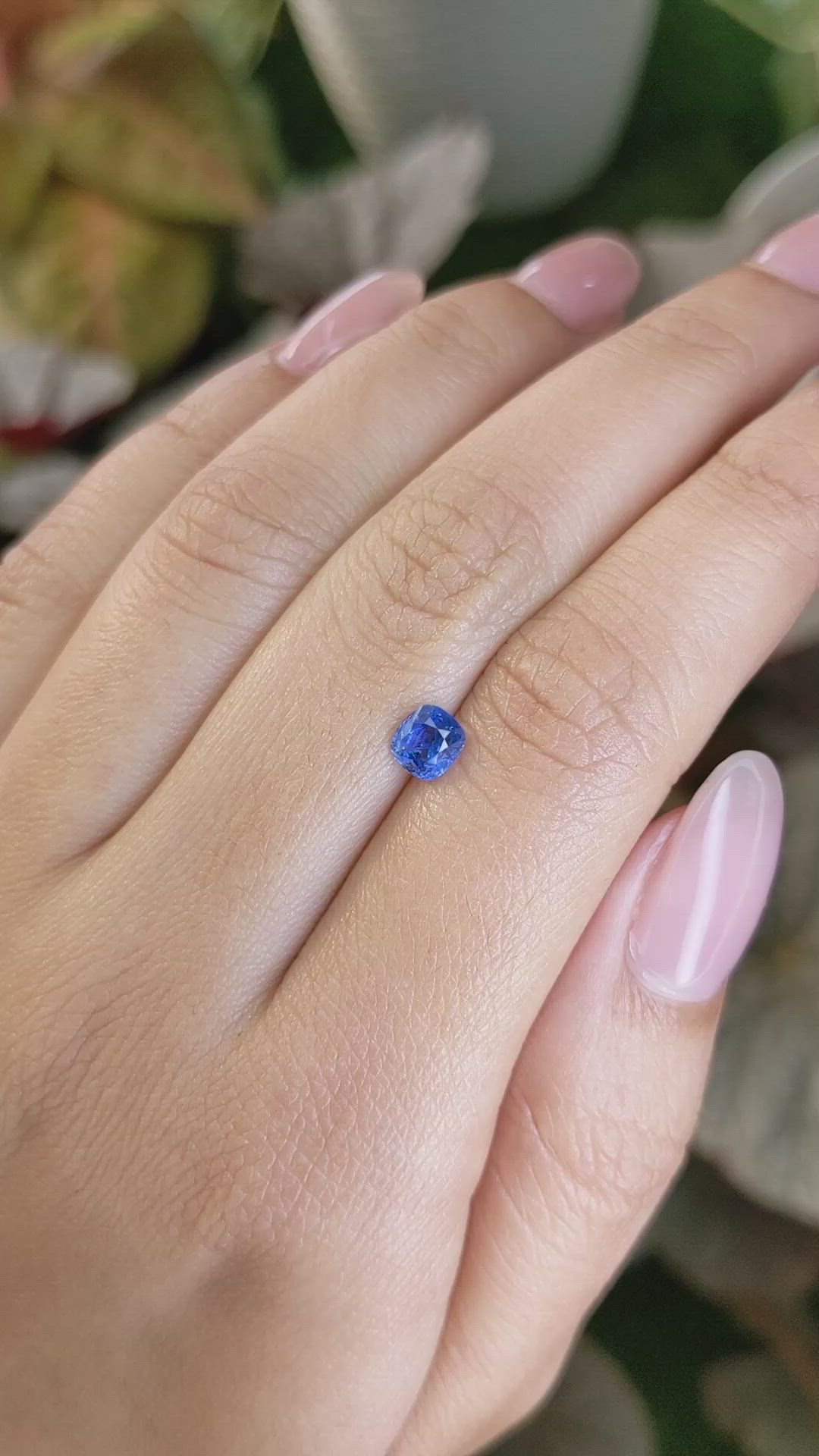 0.86 Ct. Blue Sapphire from Ceylon (Sri Lanka) Size Video