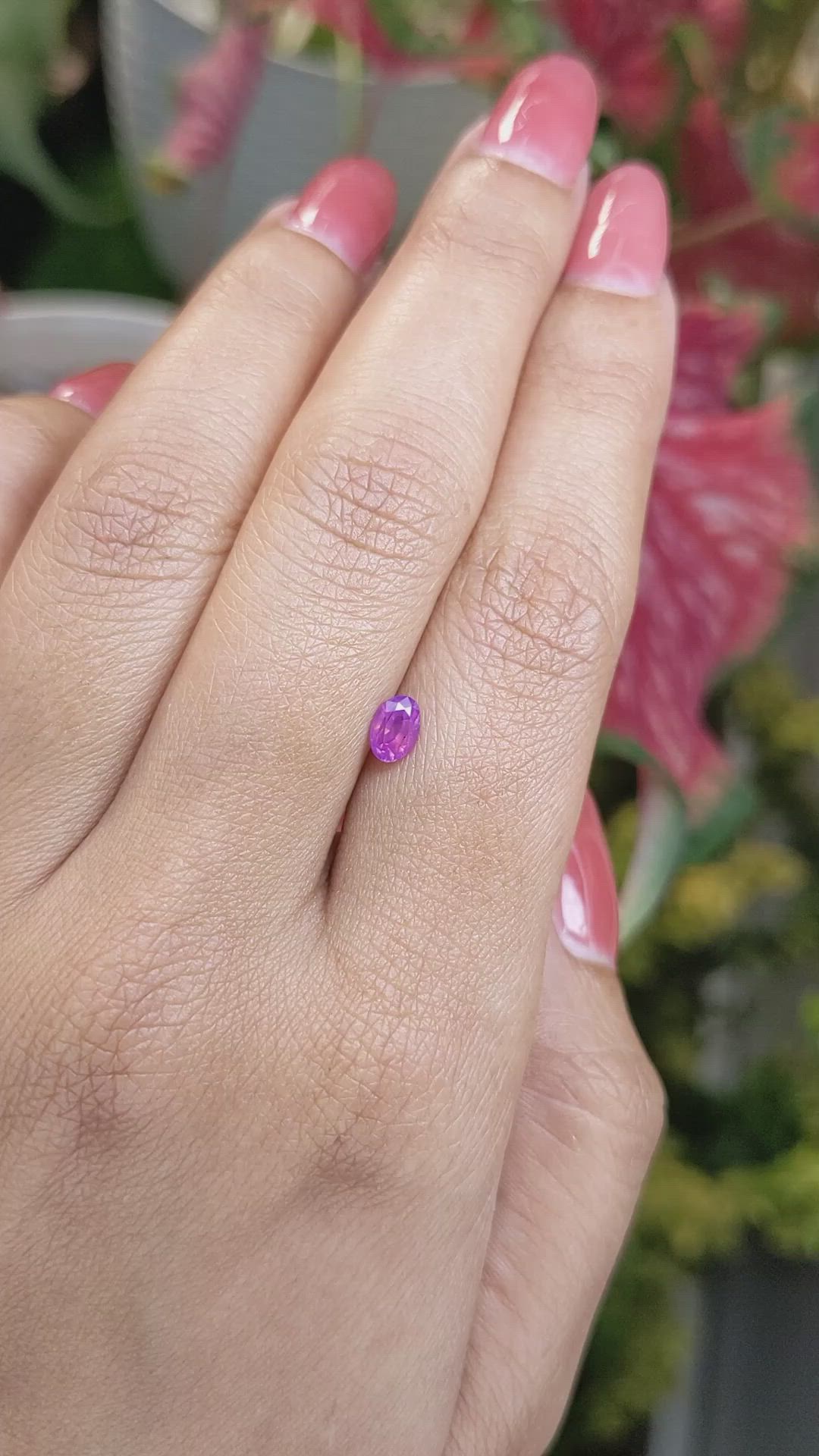 0.52 Ct. Pinkish Purple Sapphire from Ceylon (Sri Lanka) Size Video