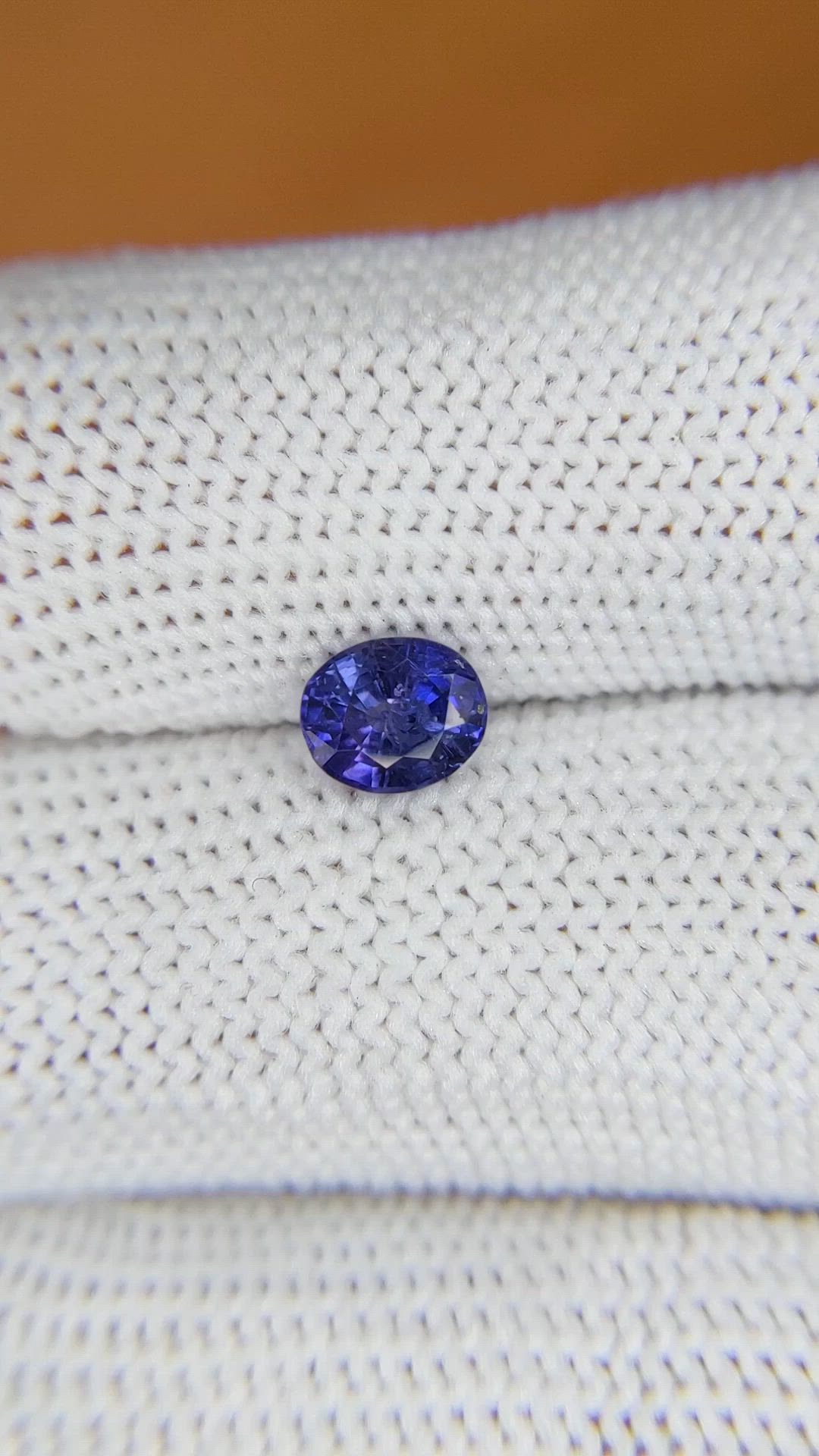 0.84 Ct. Blue Sapphire from Ceylon (Sri Lanka) Size Video