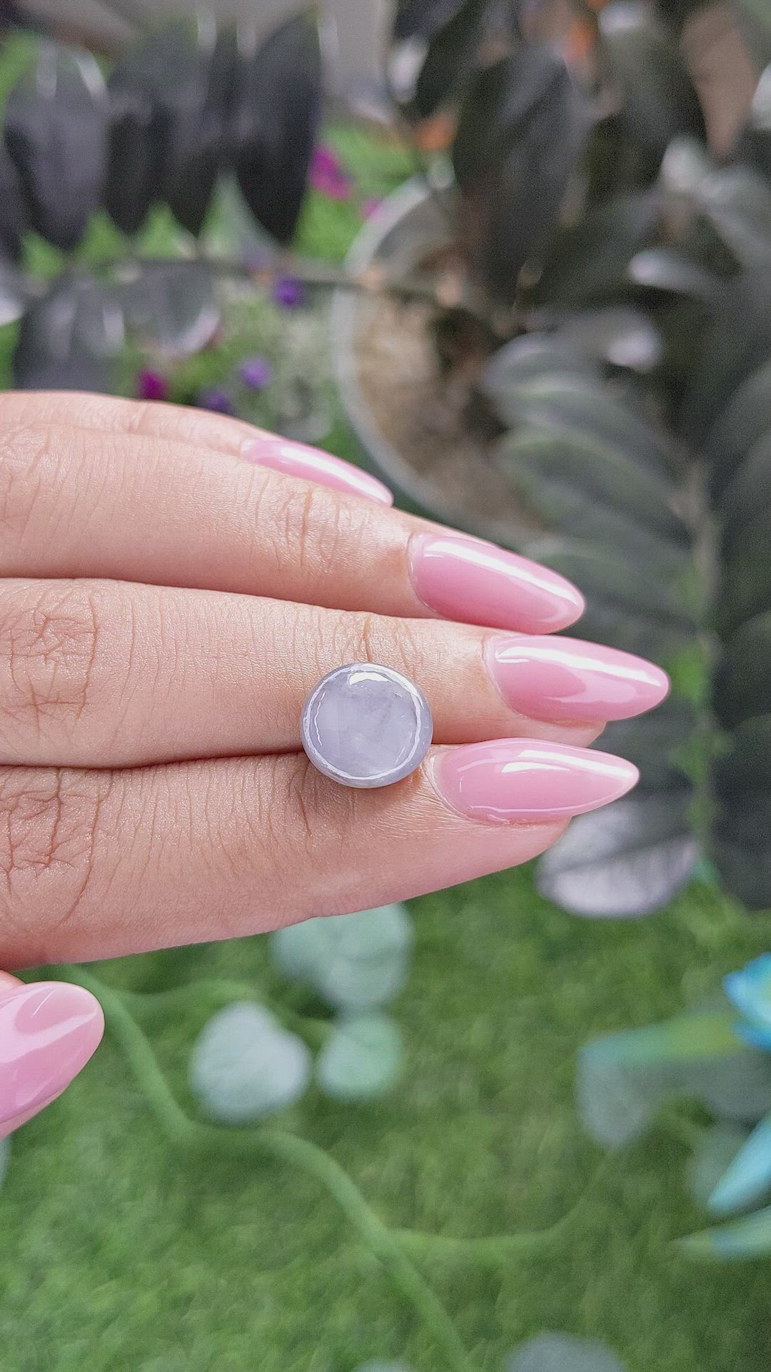 7.88 Ct. Bluish Grey Star Sapphire from Ceylon (Sri Lanka) Size Video