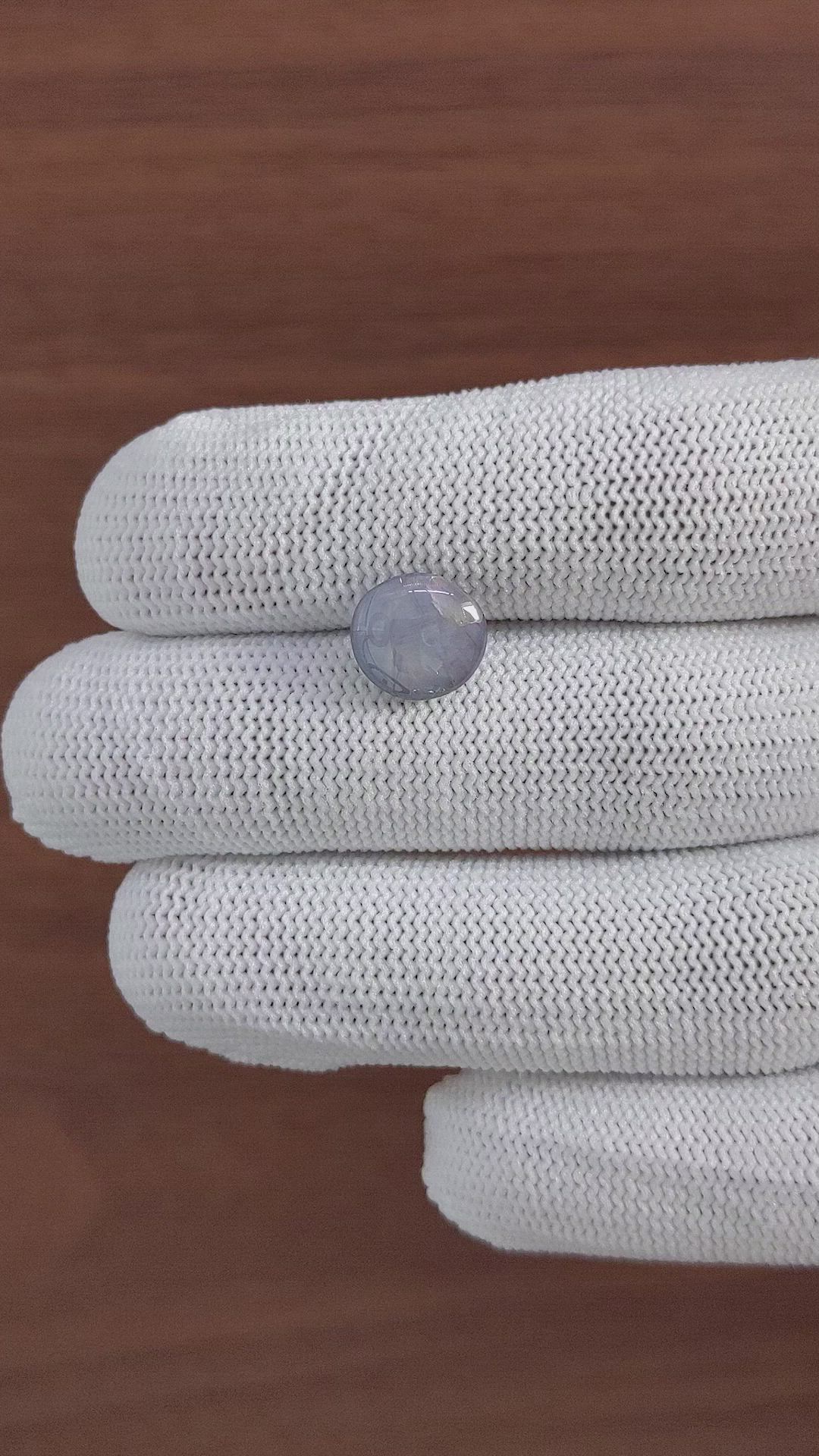 4.60 Ct. Purplish Blue Star Sapphire from Ceylon (Sri Lanka) Size Video