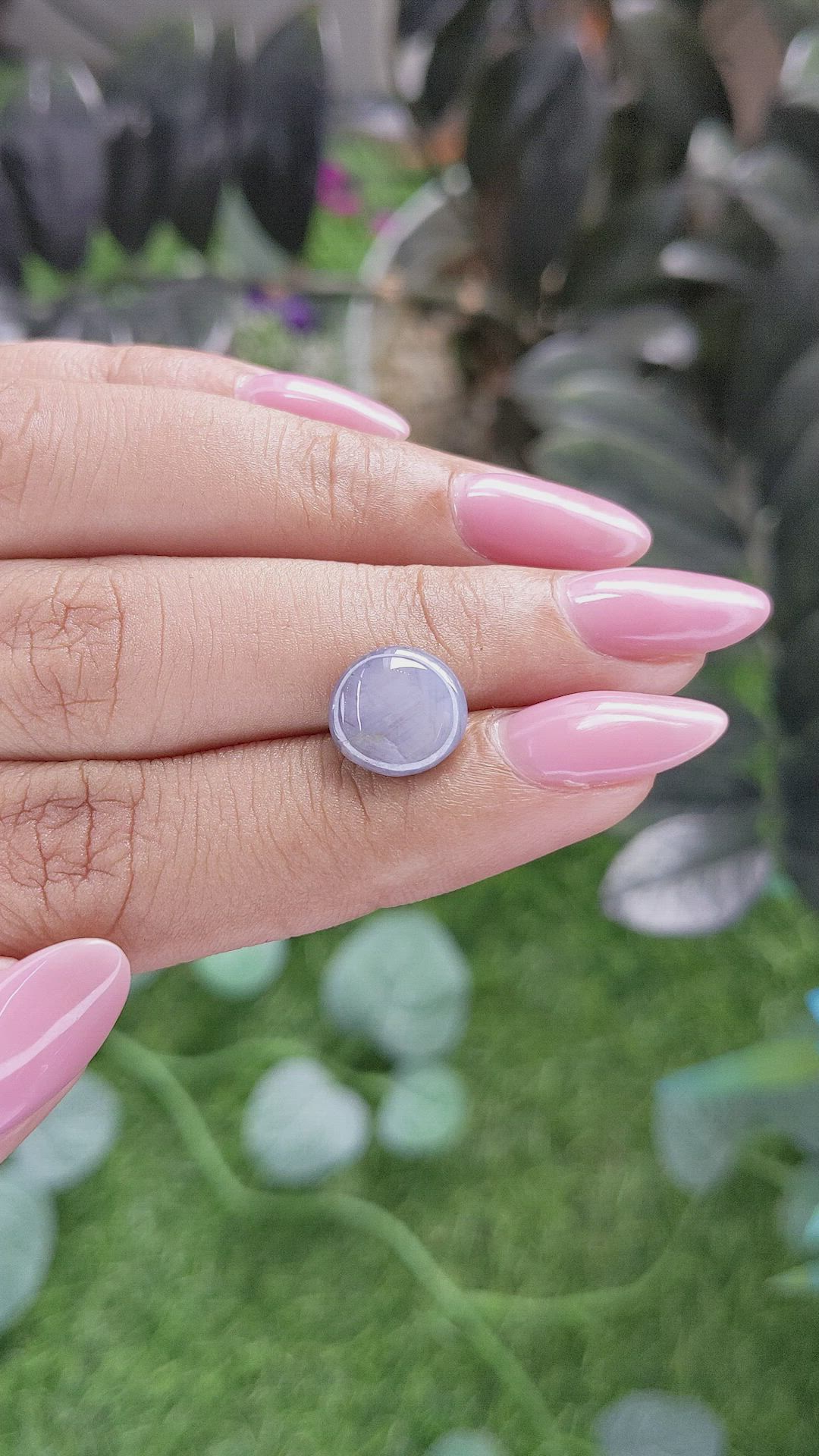 4.60 Ct. Purplish Blue Star Sapphire from Ceylon (Sri Lanka) Size Video