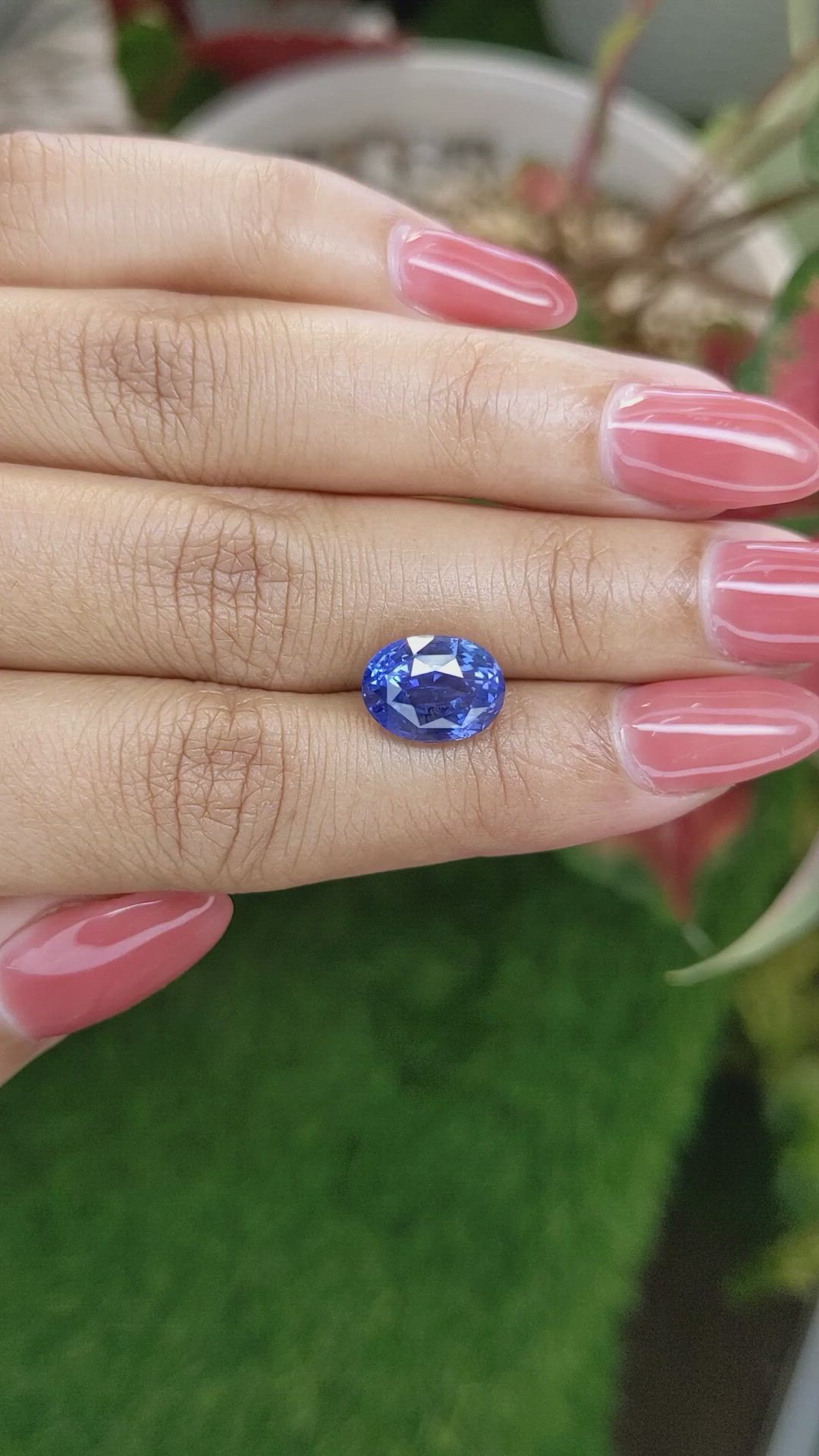 5.05 Ct. Blue Sapphire from Ceylon (Sri Lanka) Size Video