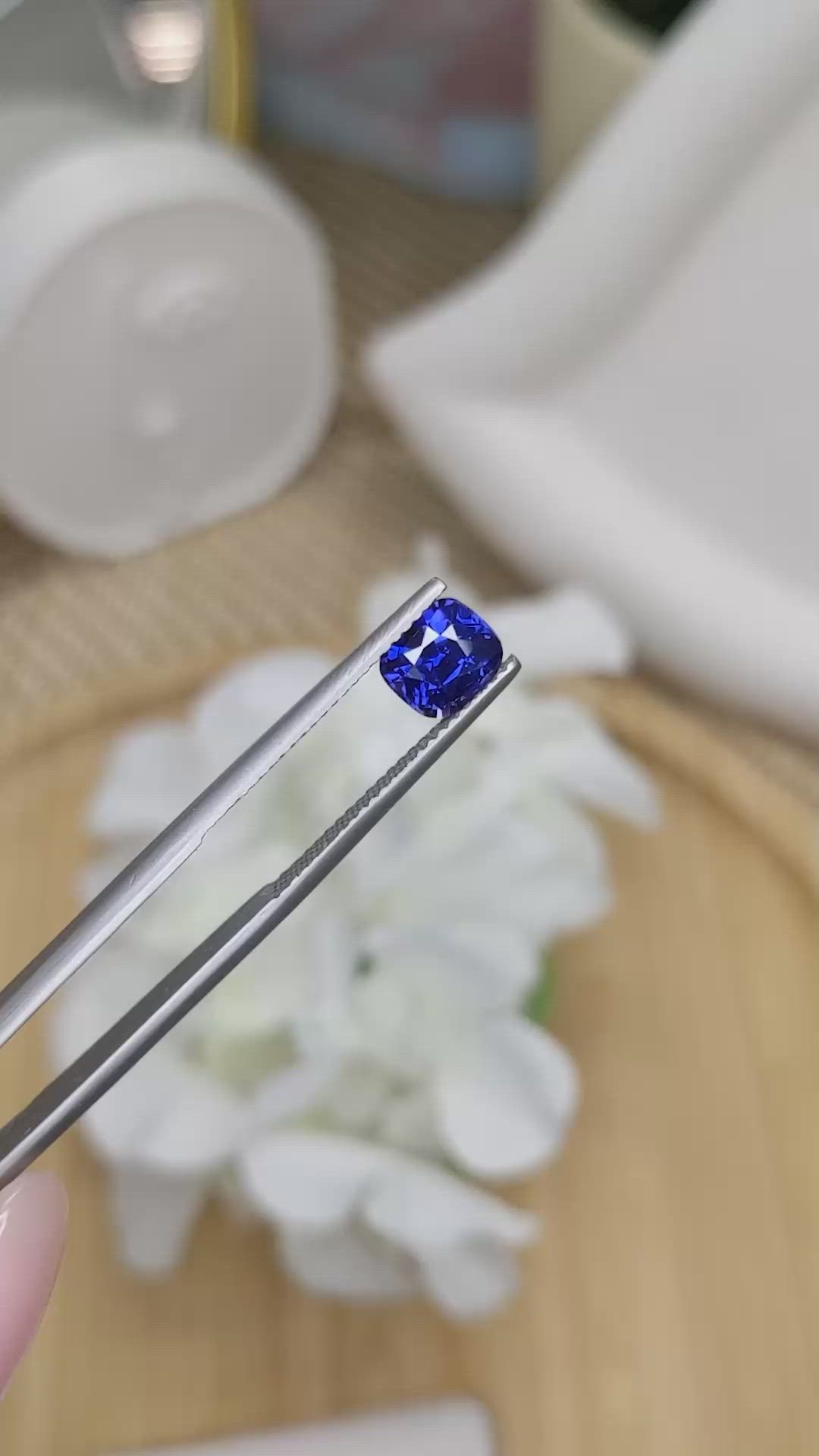 1.60 Ct. Purplish Blue Sapphire from Ceylon (Sri Lanka) Size Video