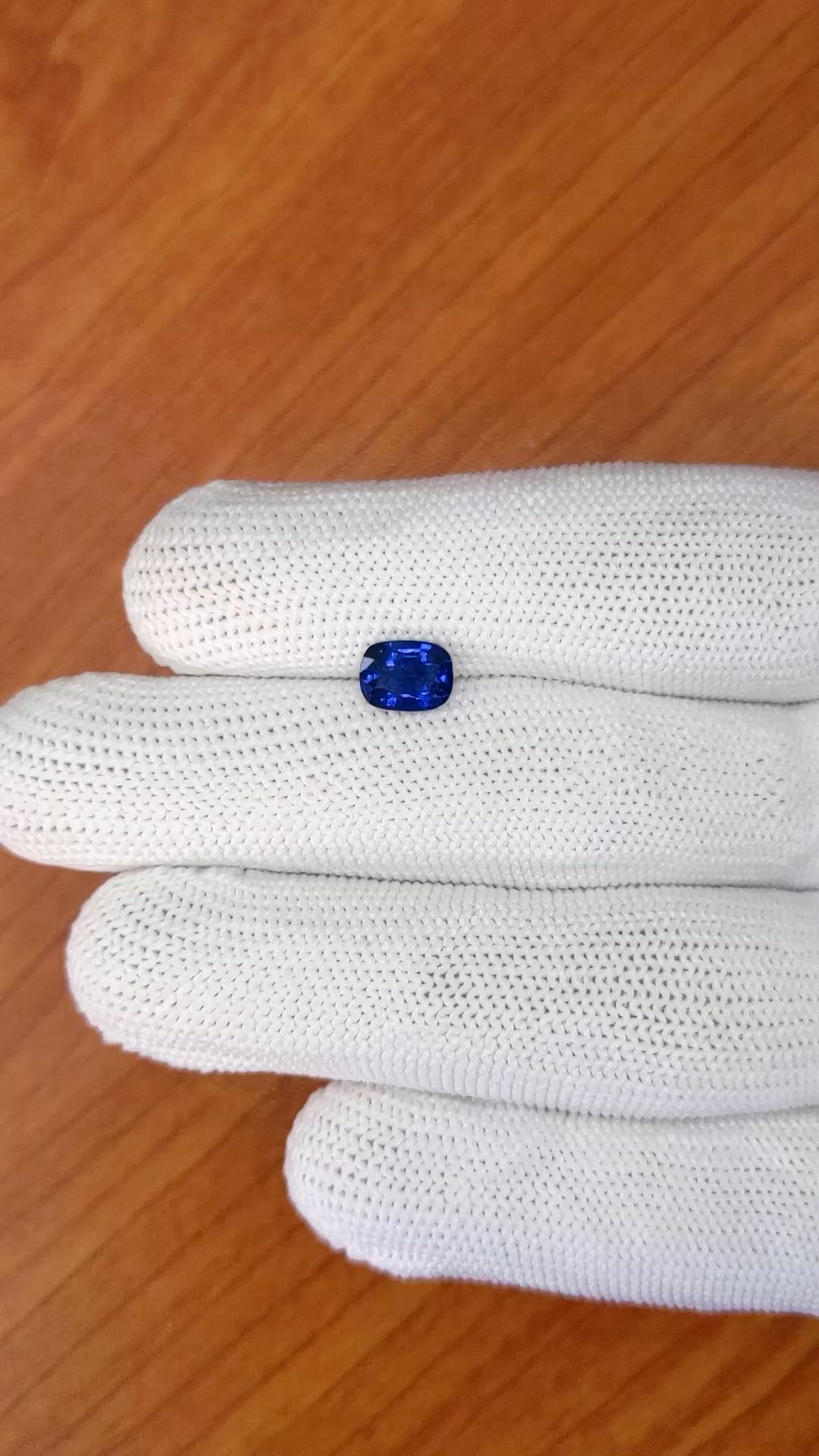 1.49 Ct. Blue Sapphire from Ceylon (Sri Lanka) Size Video