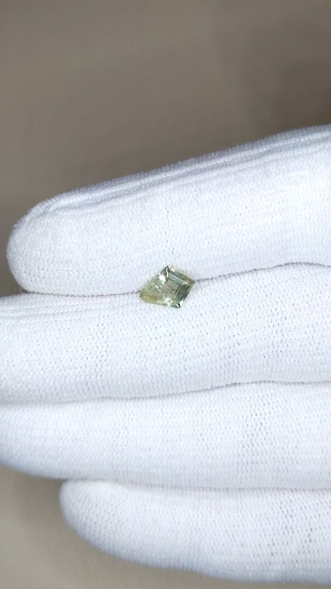 1.05 Ct. Greenish Yellow Sapphire from Montana Size Video