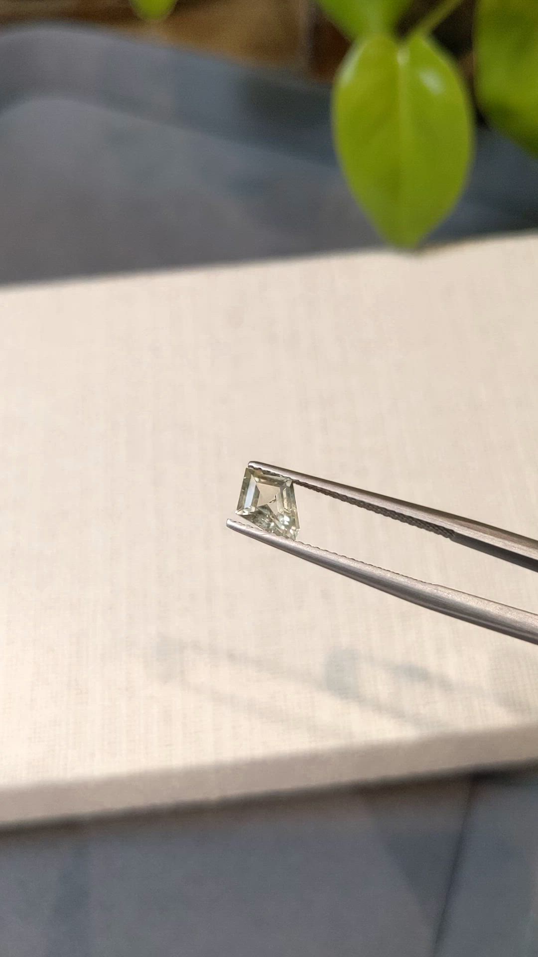 1.05 Ct. Greenish Yellow Sapphire from Montana Size Video