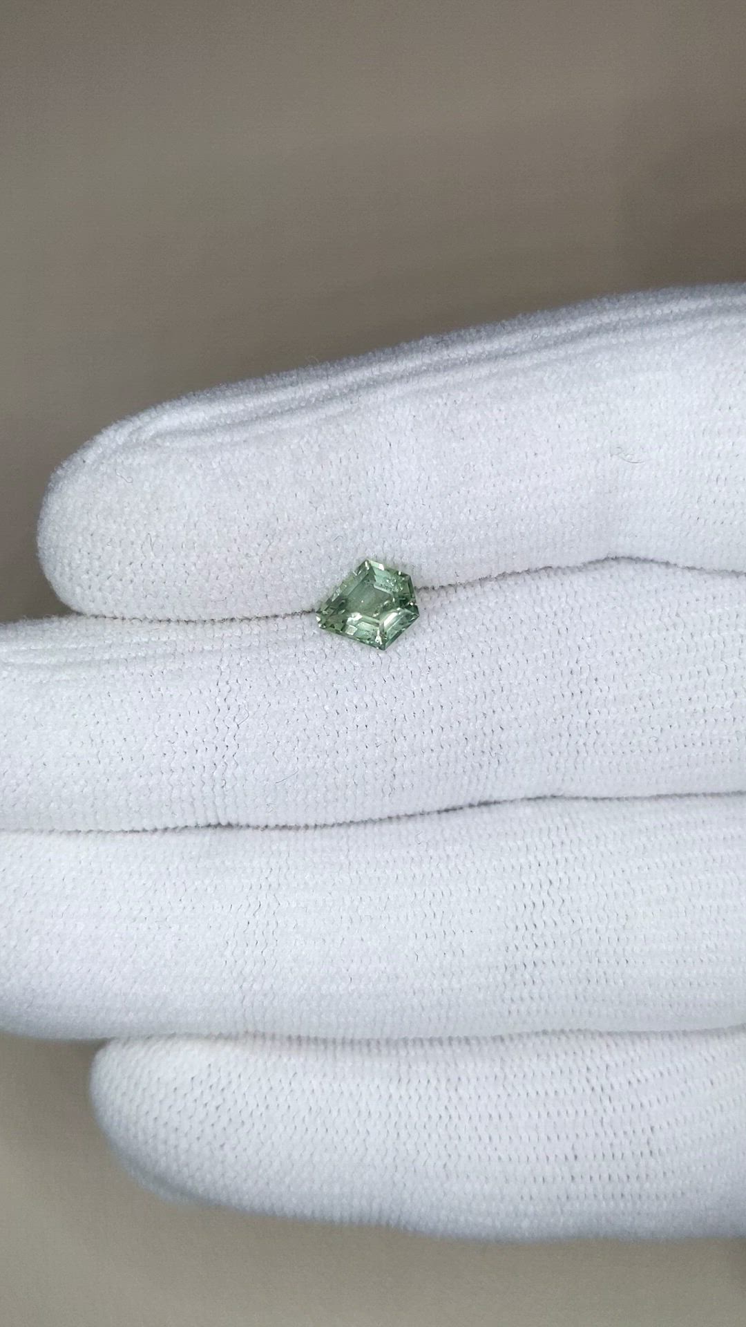 1.10 Ct. Green Sapphire from Montana Size Video