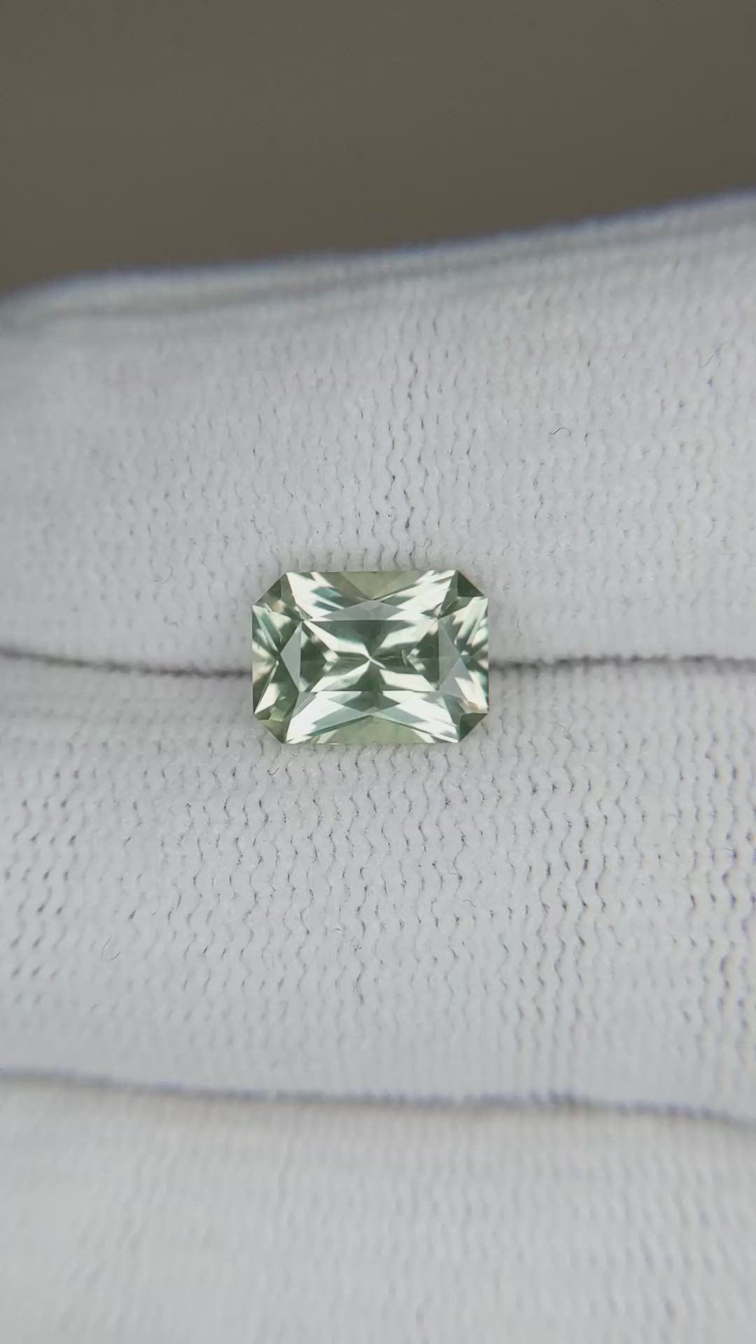 2.76 Ct. Yellowish Green Sapphire from Montana Size Video