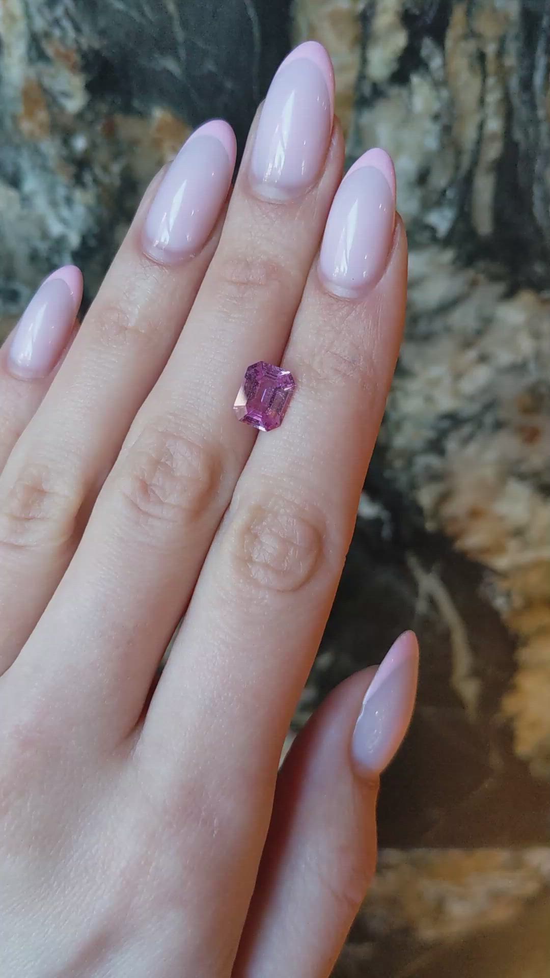 2.71 Ct. Pink Sapphire from Ceylon (Sri Lanka) Size Video