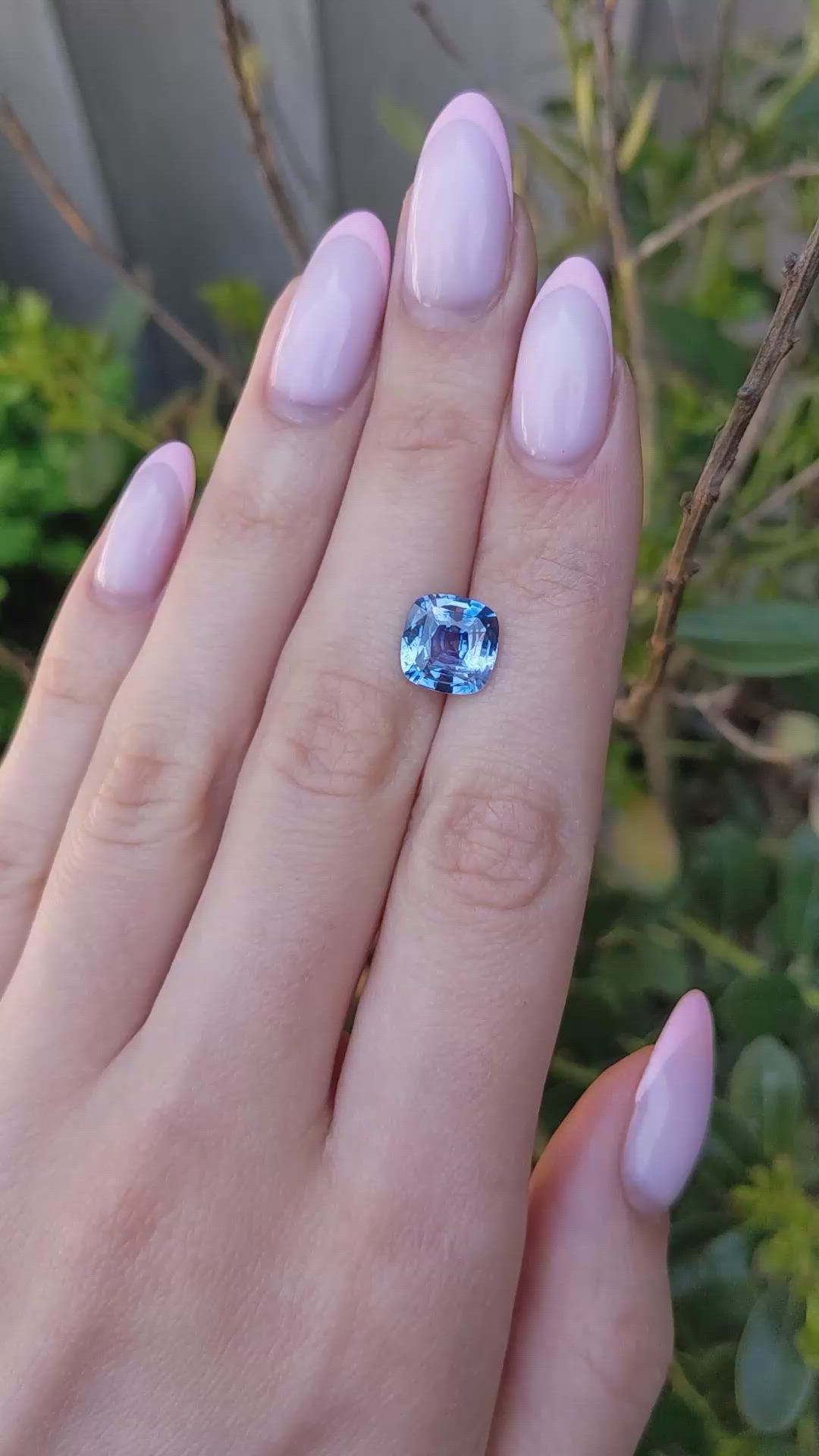 4.31 Ct. Blue Sapphire from Ceylon (Sri Lanka) Size Video