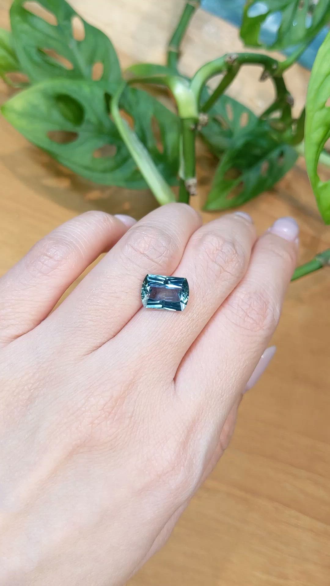 4.33 Ct. Bluish Green Sapphire from Montana Size Video