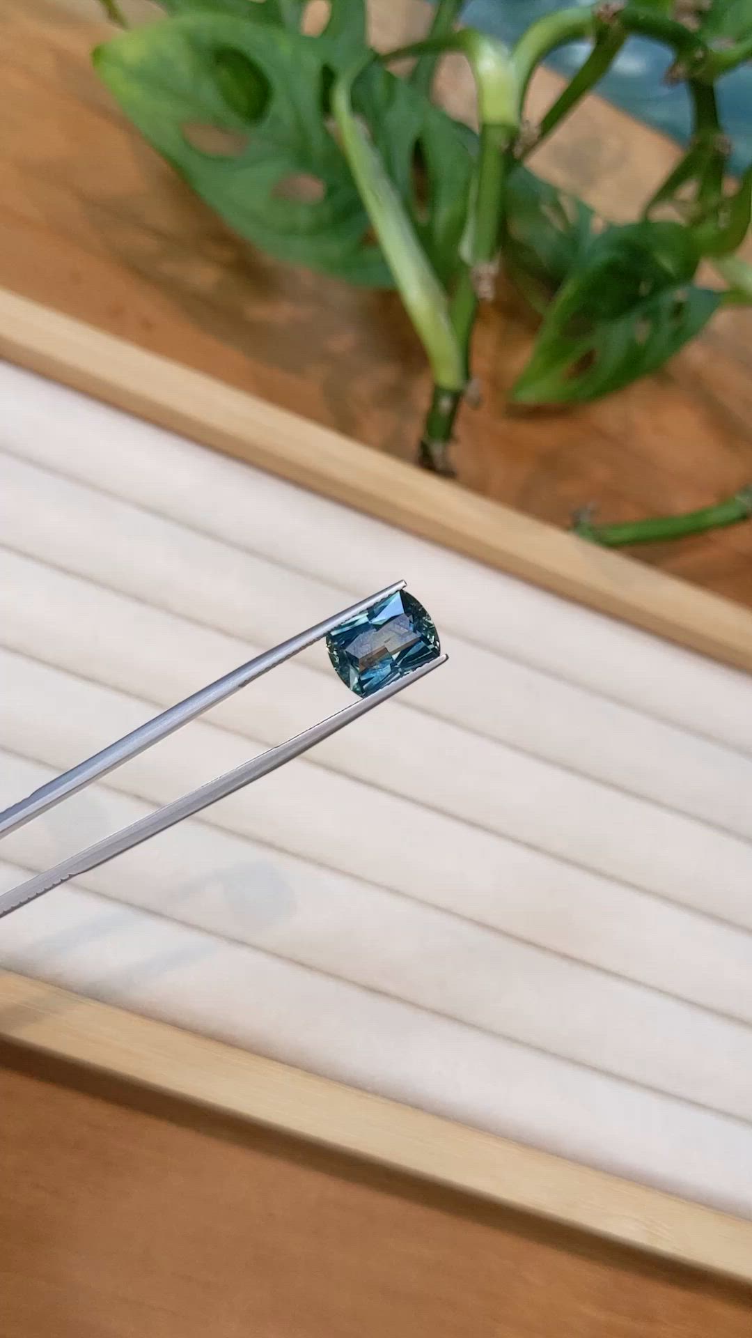 4.33 Ct. Bluish Green Sapphire from Montana Size Video