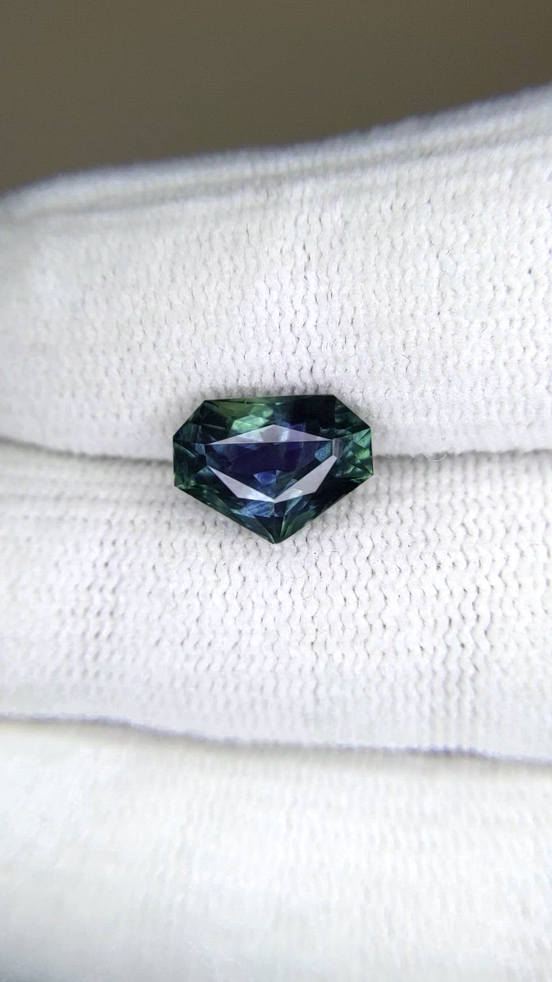 3.59 Ct. Bluish Green Sapphire from Montana Size Video