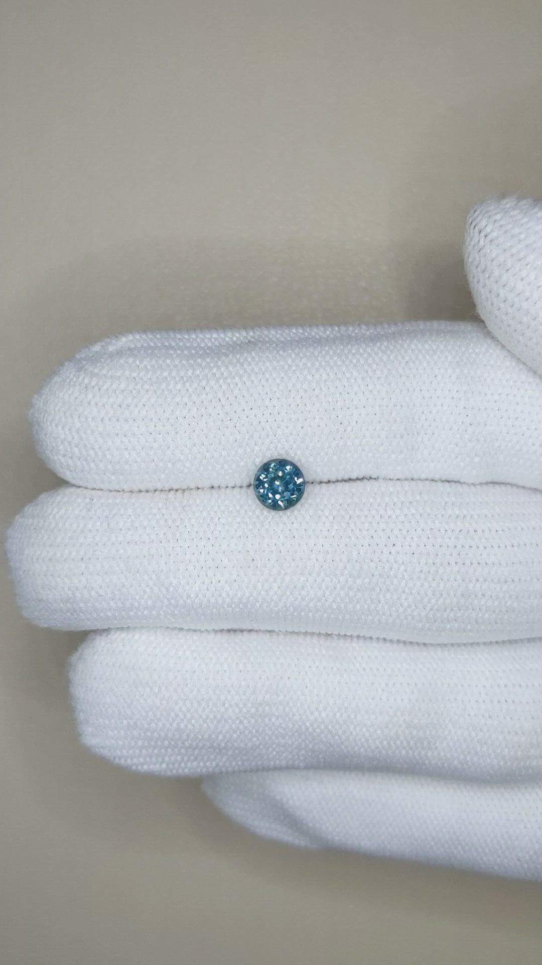 0.92 Ct. Greenish Blue Sapphire from Montana Size Video