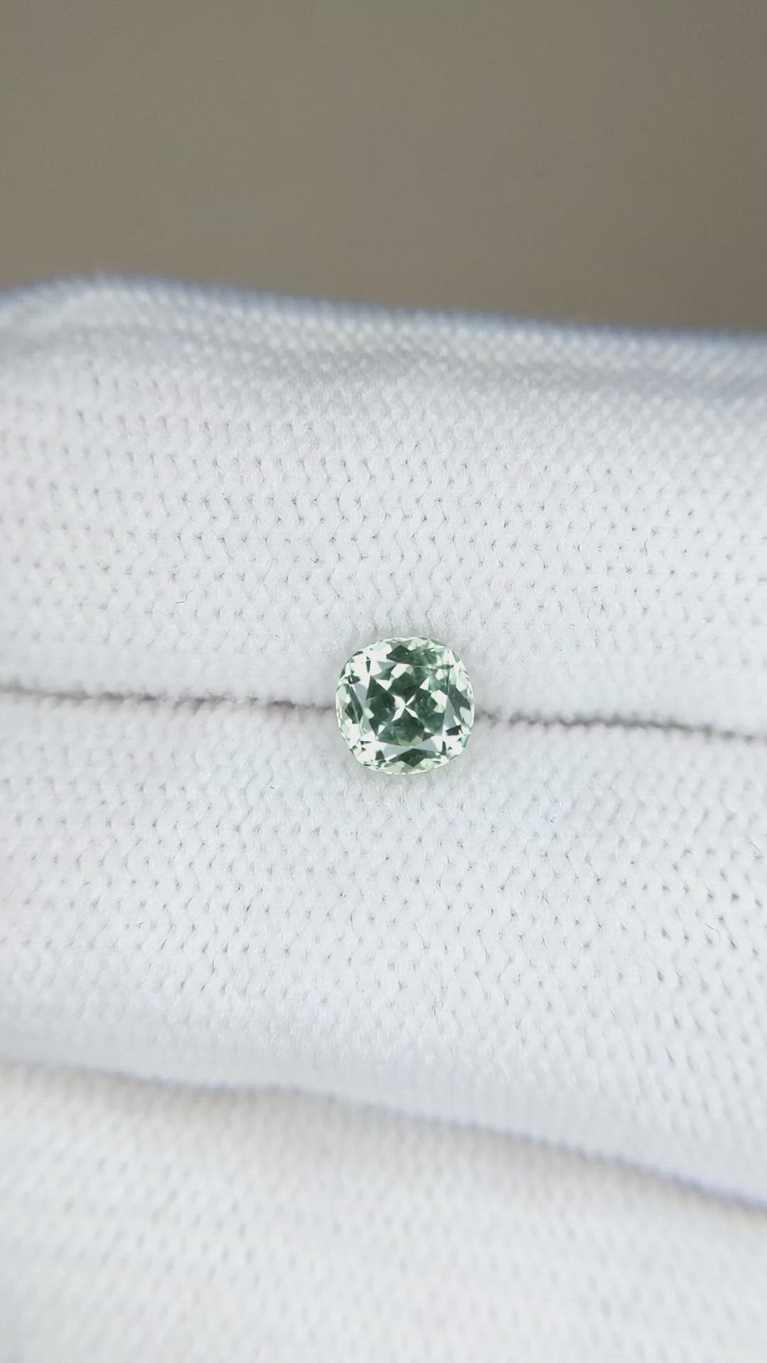 0.89 Ct. Green Sapphire from Montana Size Video