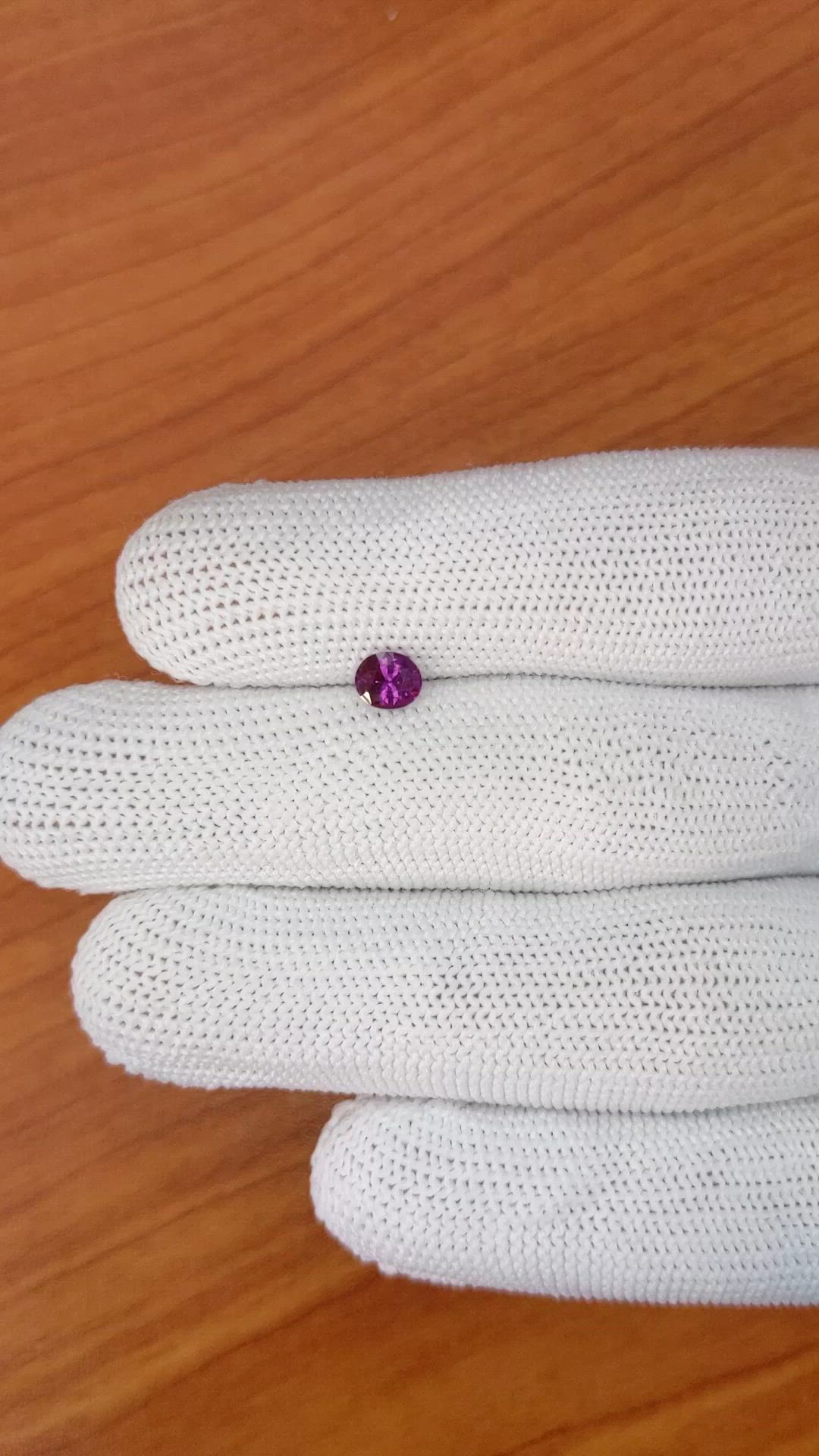 0.56 Ct. Pinkish Purple Sapphire from Ceylon (Sri Lanka) Size Video
