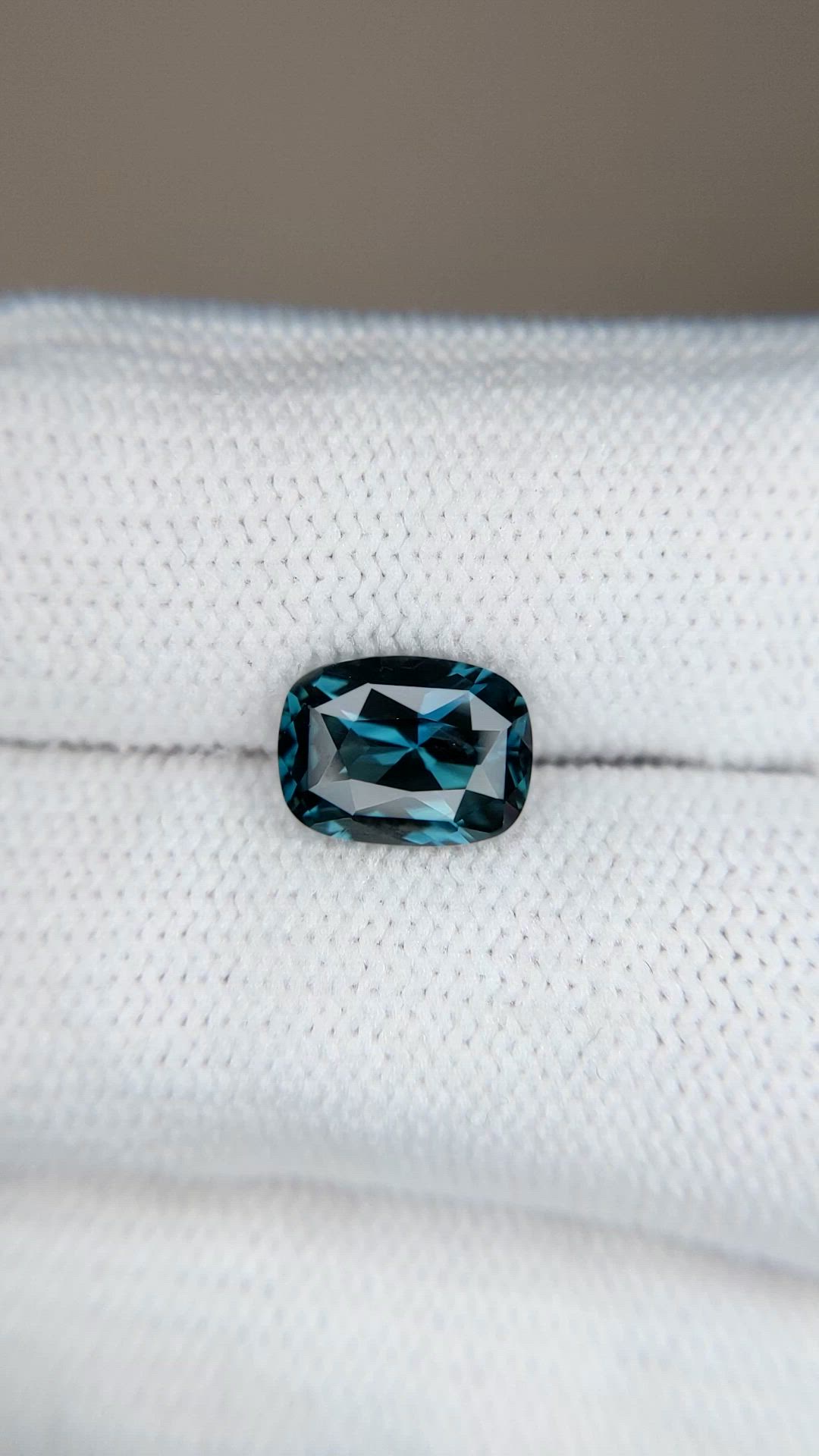 2.44 Ct. Greenish Blue Sapphire from Ceylon (Sri Lanka) Size Video