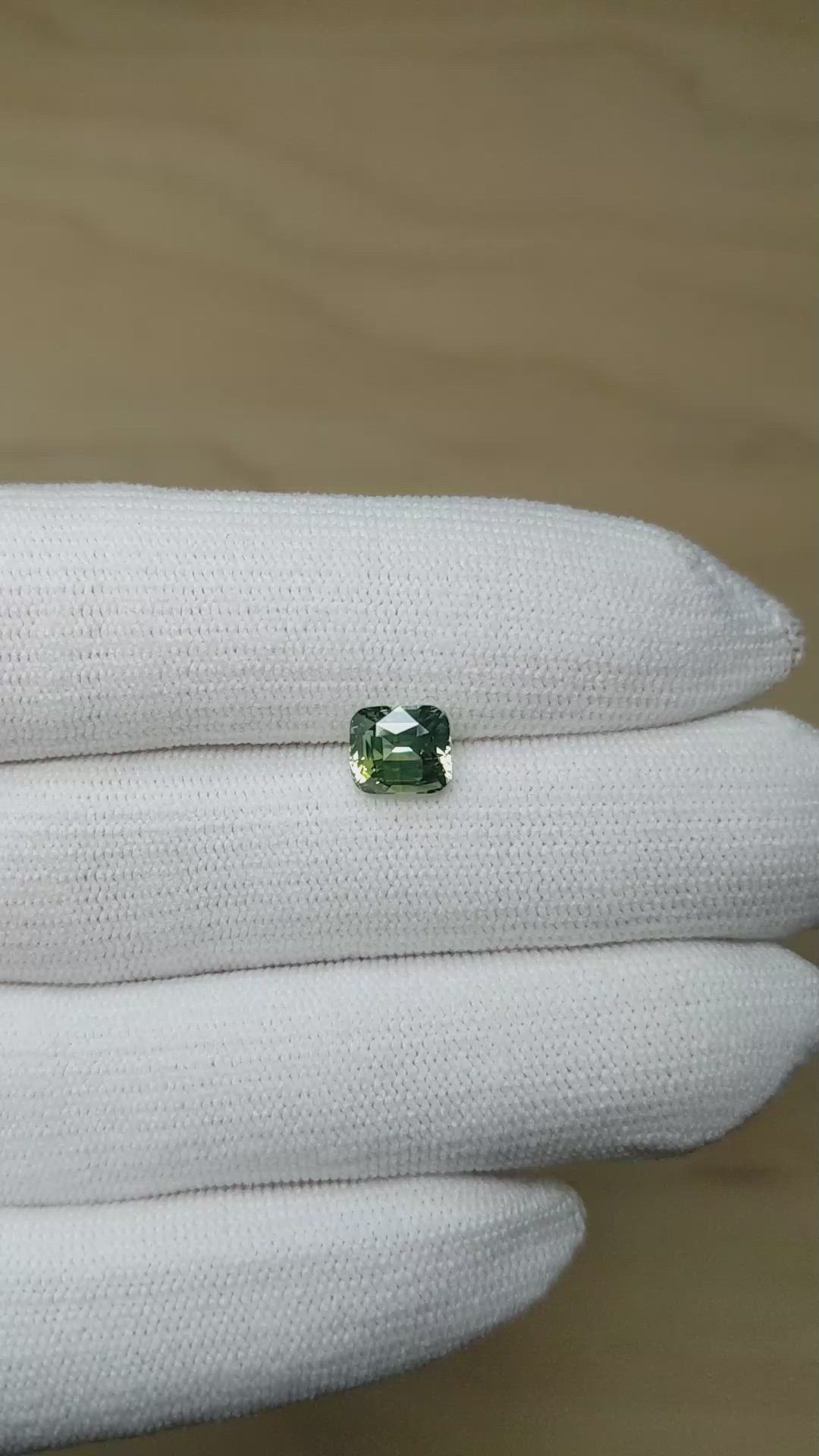 2.25 Ct. Bi Color Sapphire from Ceylon (Sri Lanka) Size Video