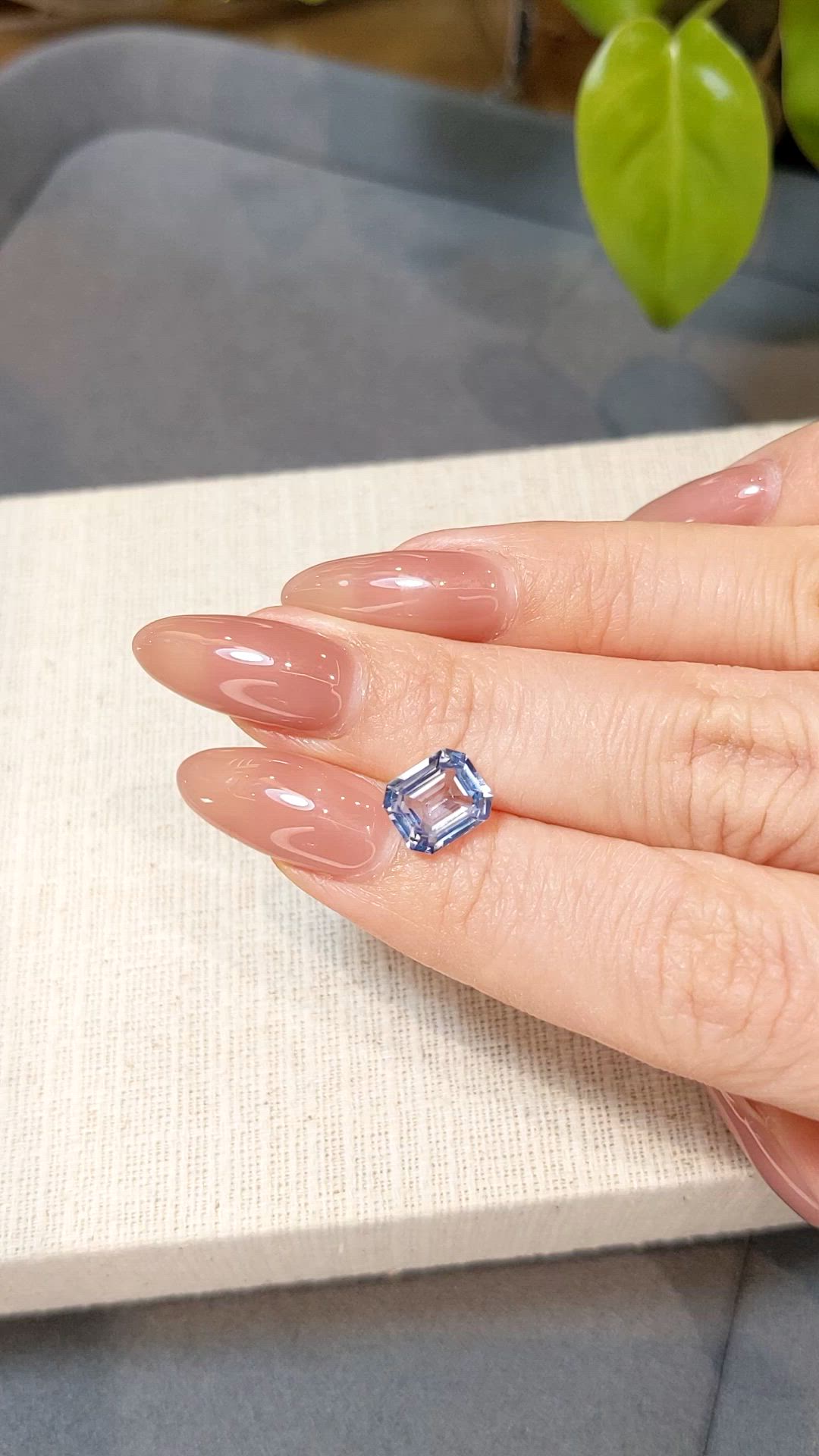 2.72 Ct. Blue Sapphire from Ceylon (Sri Lanka) Size Video