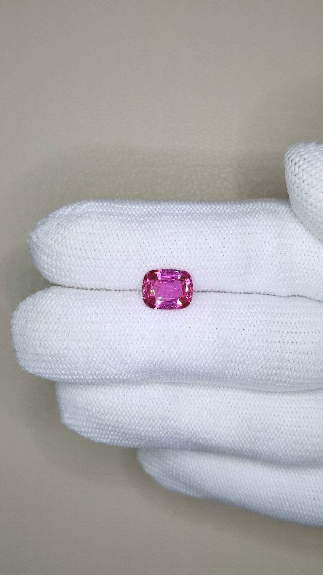 2.34 Ct. Purplish Pink Sapphire from Ceylon (Sri Lanka) Size Video