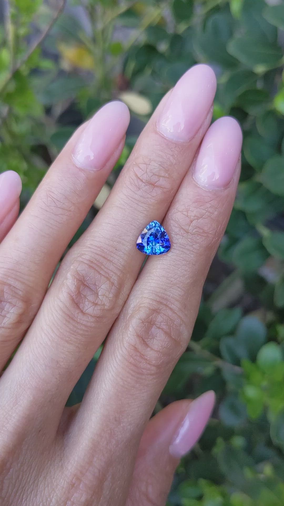 2.09 Ct. Blue Sapphire from Ceylon (Sri Lanka) Size Video
