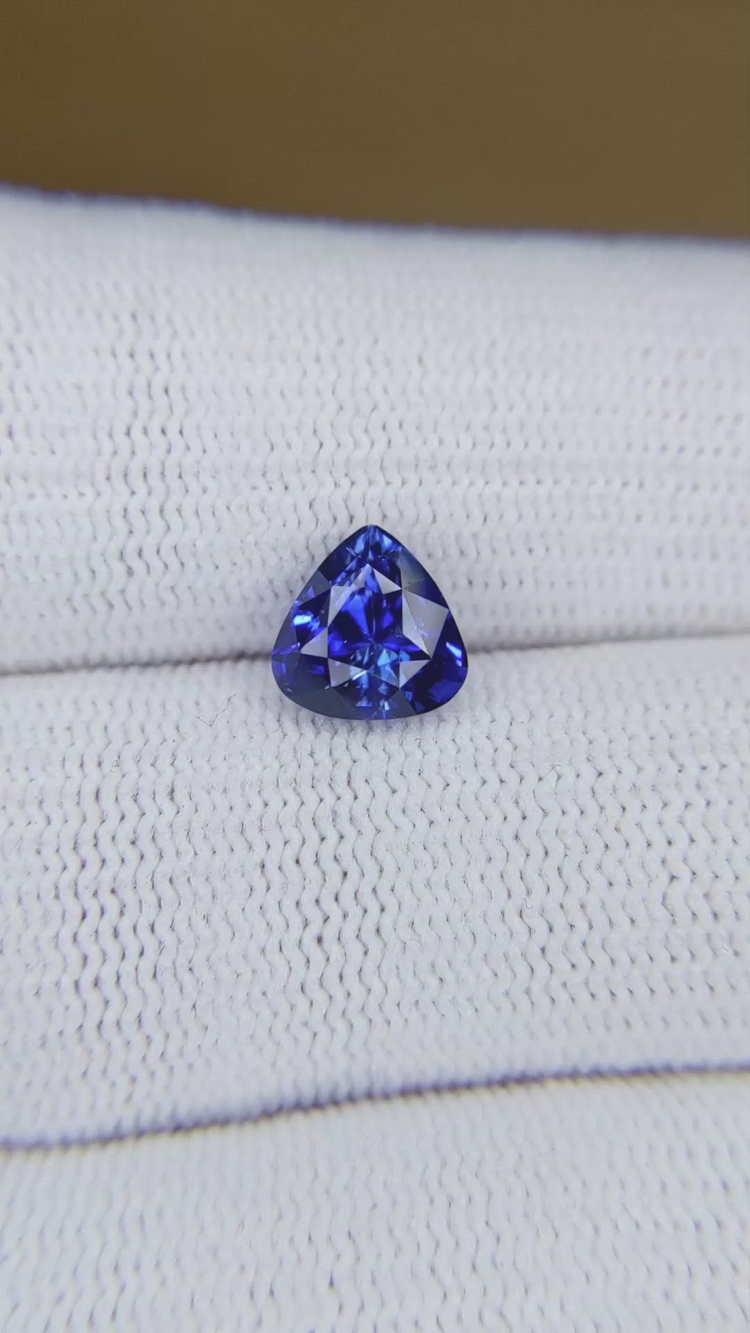 2.09 Ct. Blue Sapphire from Ceylon (Sri Lanka) Size Video