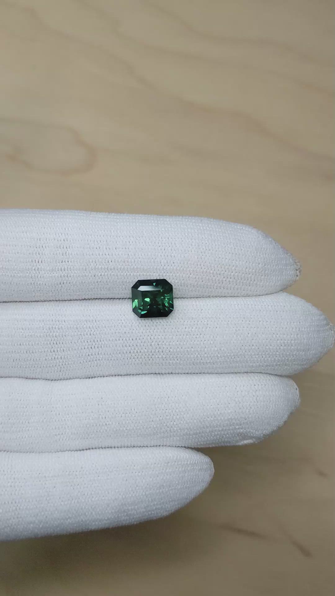 3.40 Ct. Bluish Green Sapphire from Ceylon (Sri Lanka) Size Video