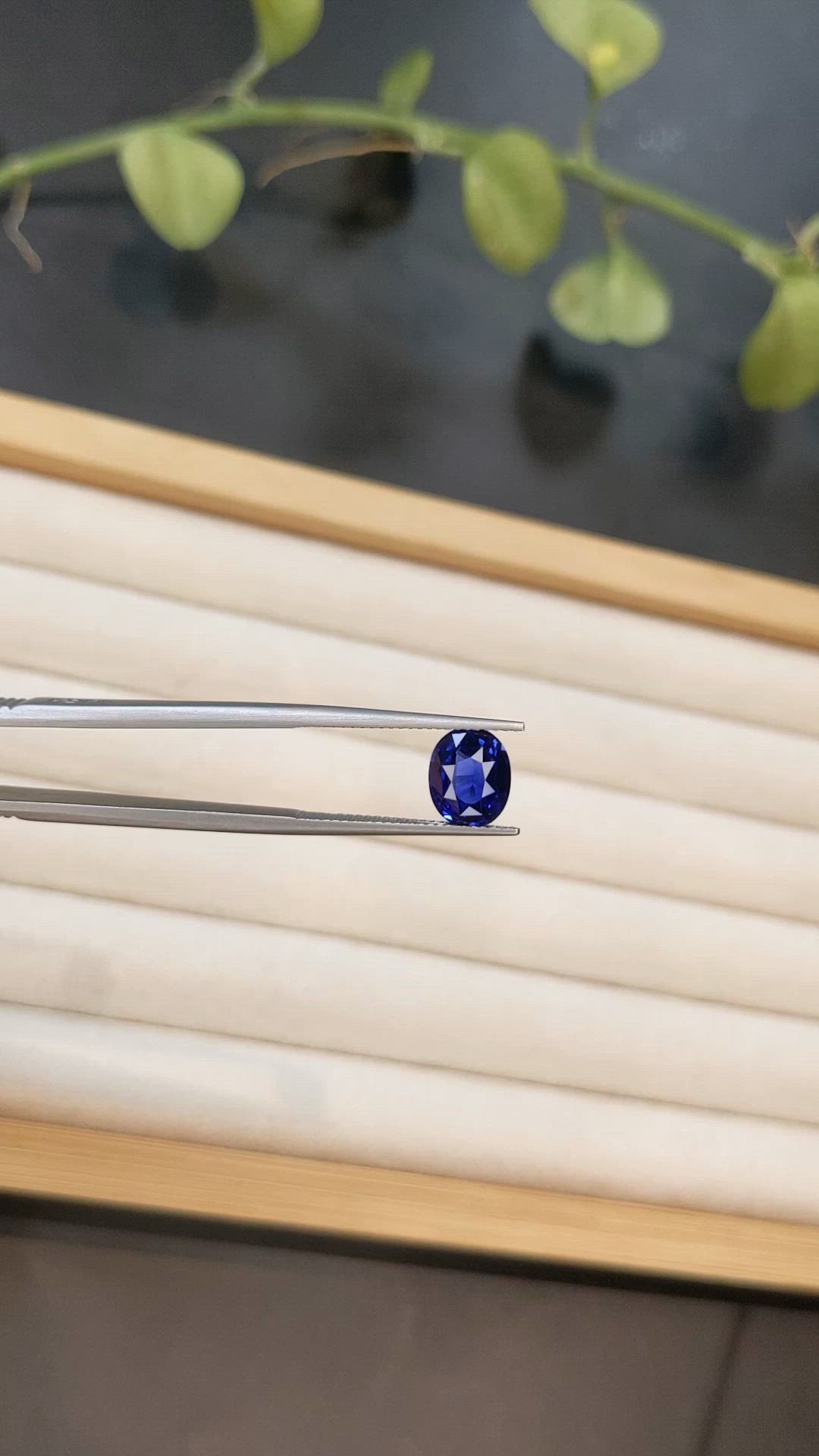 2.53 Ct. Blue Sapphire from Ceylon (Sri Lanka) Size Video