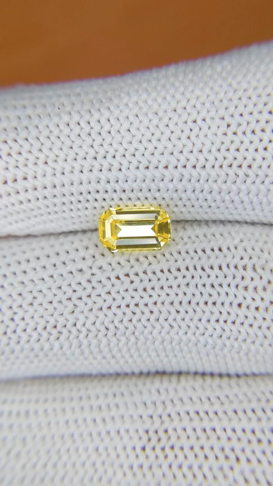 1.36 Ct. Yellow Sapphire from Ceylon (Sri Lanka) Size Video