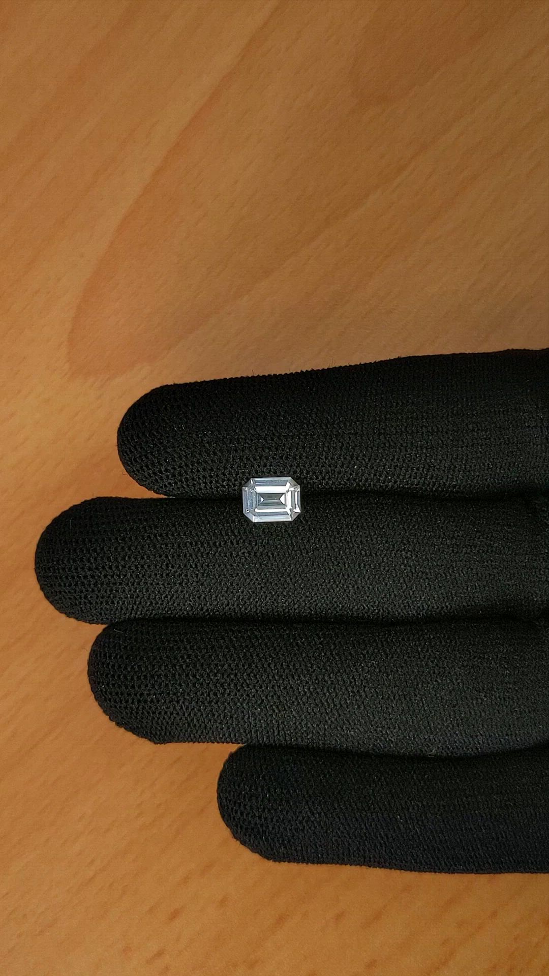1.20 Ct. White Sapphire from Ceylon (Sri Lanka) Size Video
