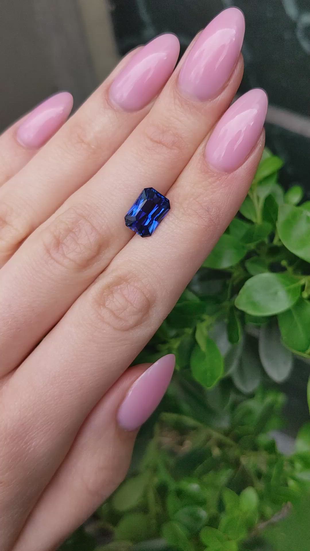 4.52 Ct. Blue Sapphire from Ceylon (Sri Lanka) Size Video