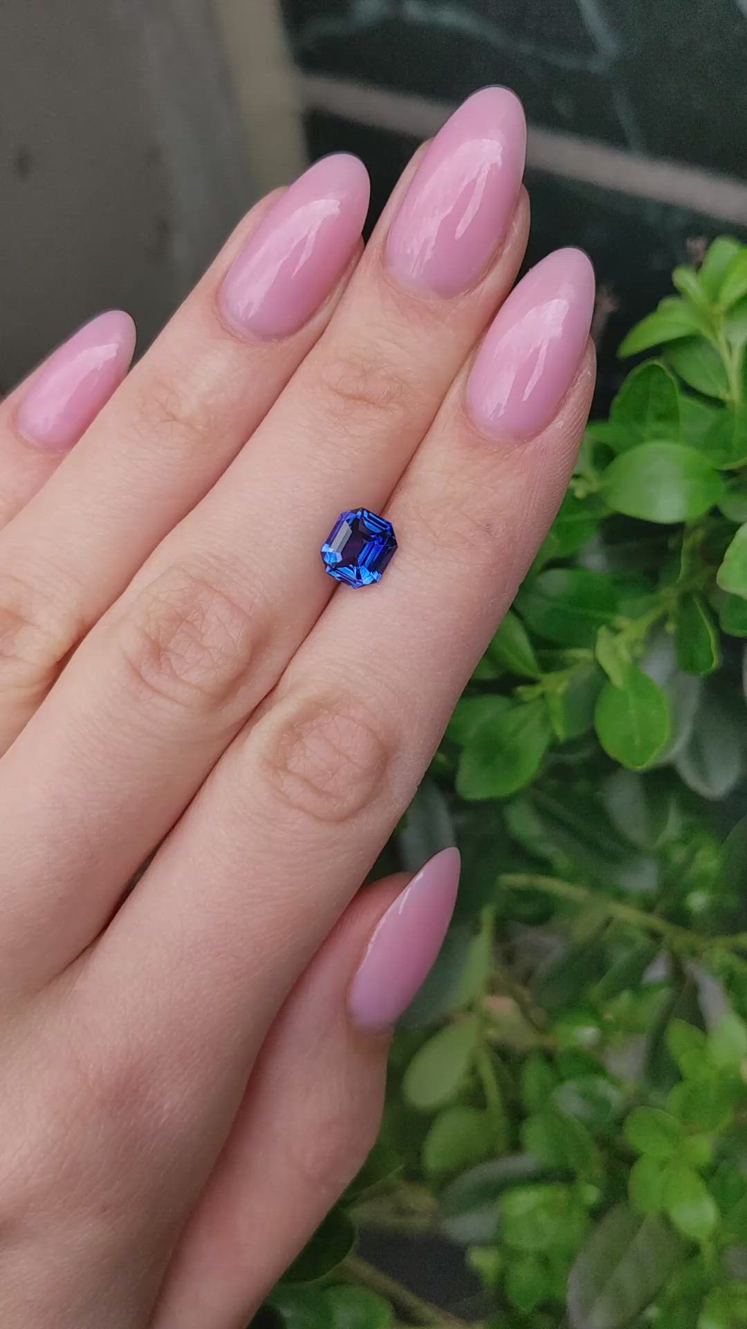 2.20 Ct. Blue Sapphire from Ceylon (Sri Lanka) Size Video