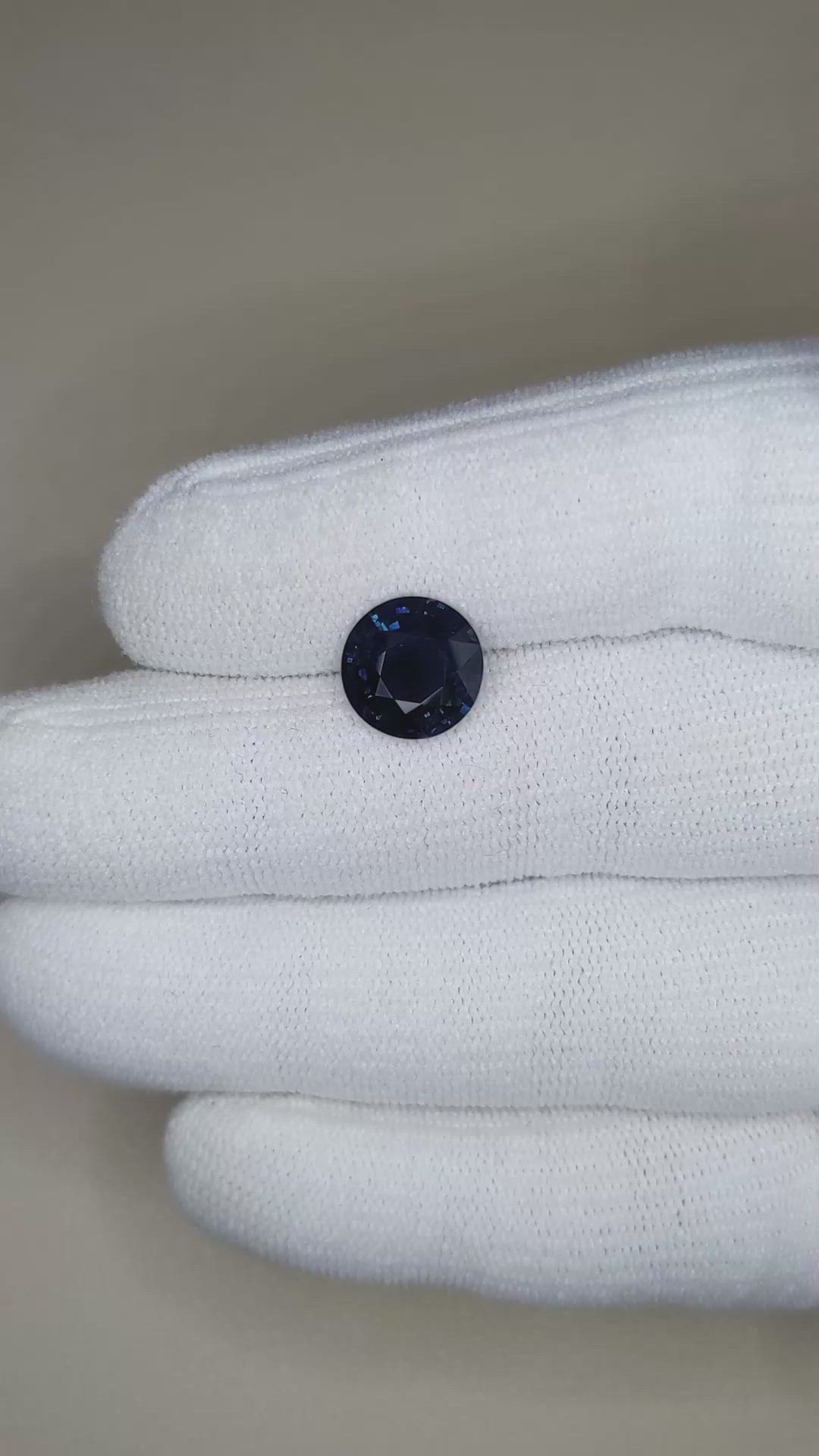4.22 Ct. Greenish Blue Sapphire from Ceylon (Sri Lanka) Size Video