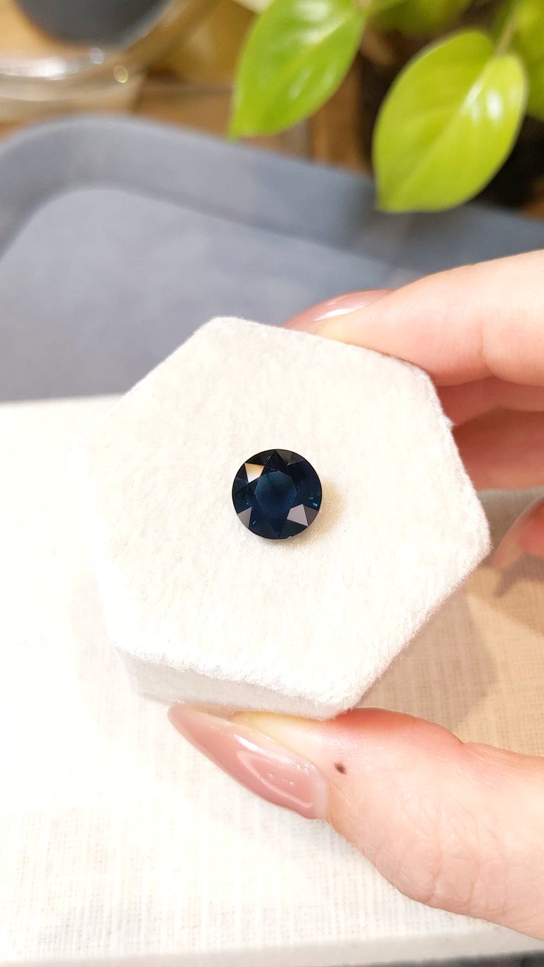 4.22 Ct. Greenish Blue Sapphire from Ceylon (Sri Lanka) Size Video